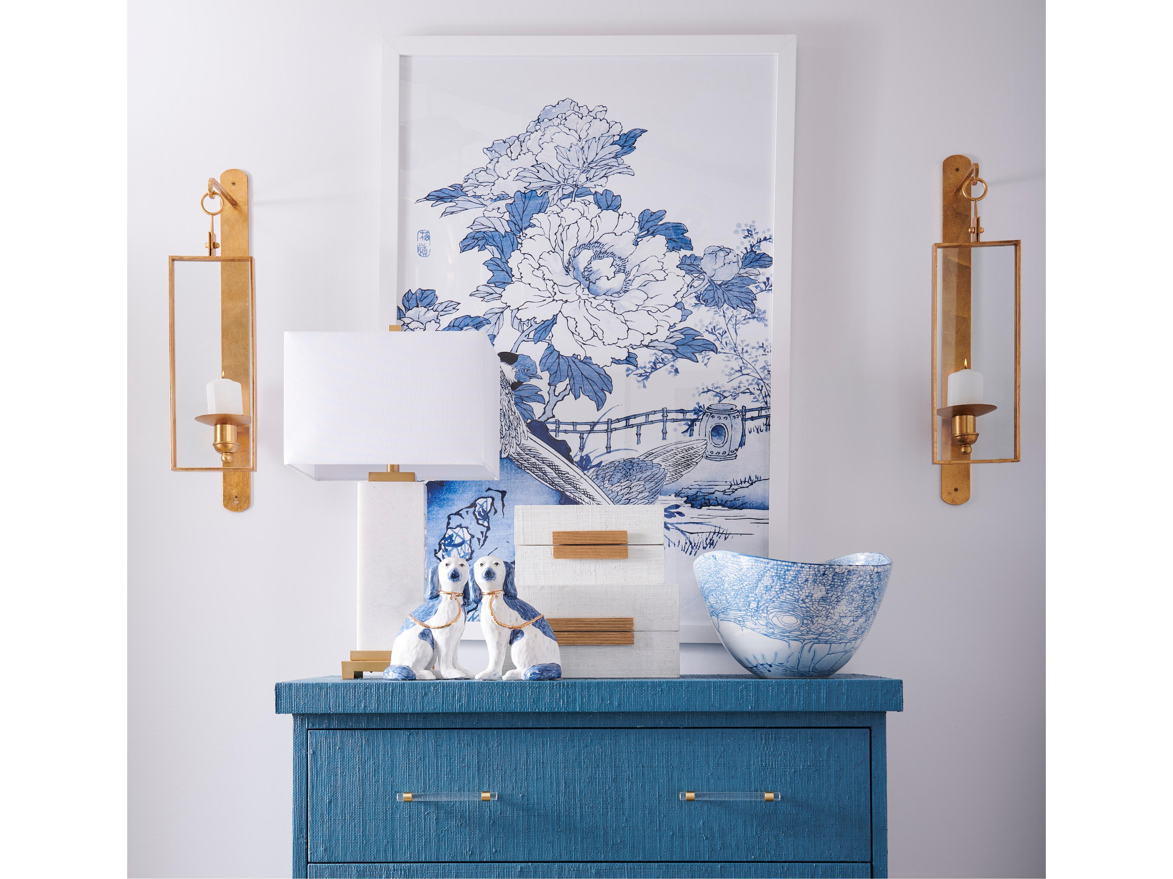 Chelsea House Blue Oval Centerpiece