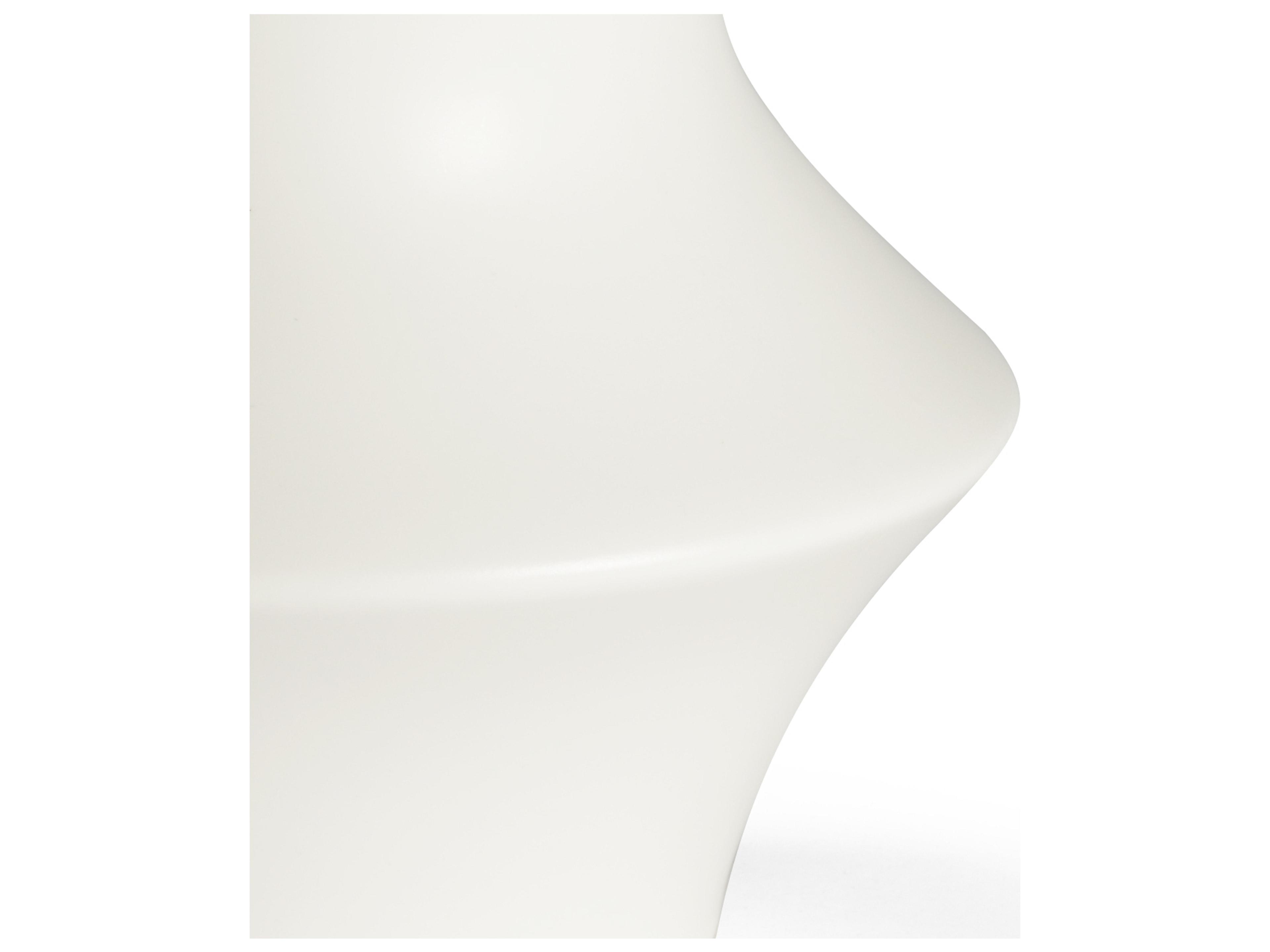 Chelsea House Bradshaw Orrell Osaka Vase - White