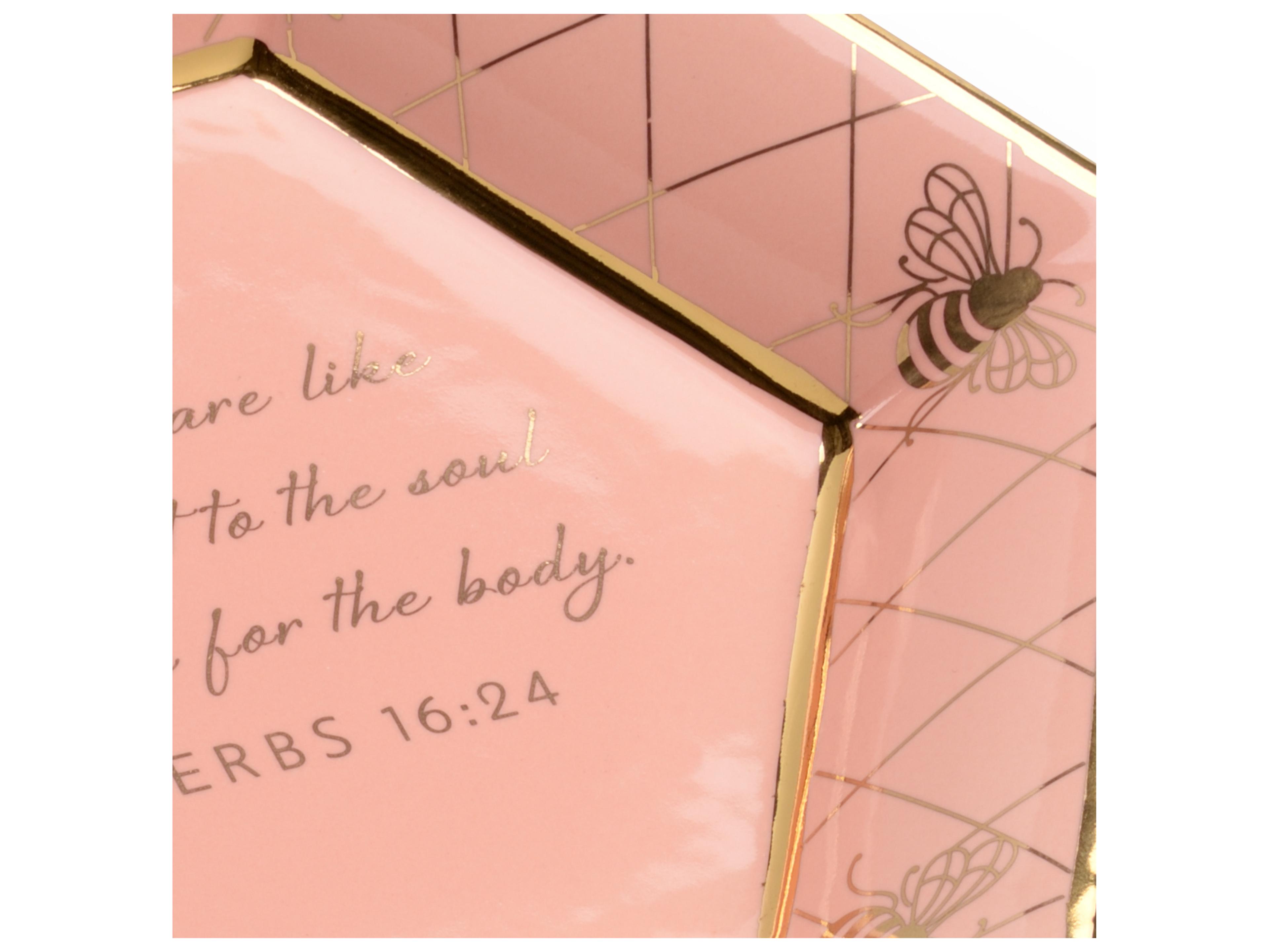 Chelsea House Shayla Copas Honeycomb Bee Verse Plate - Coral