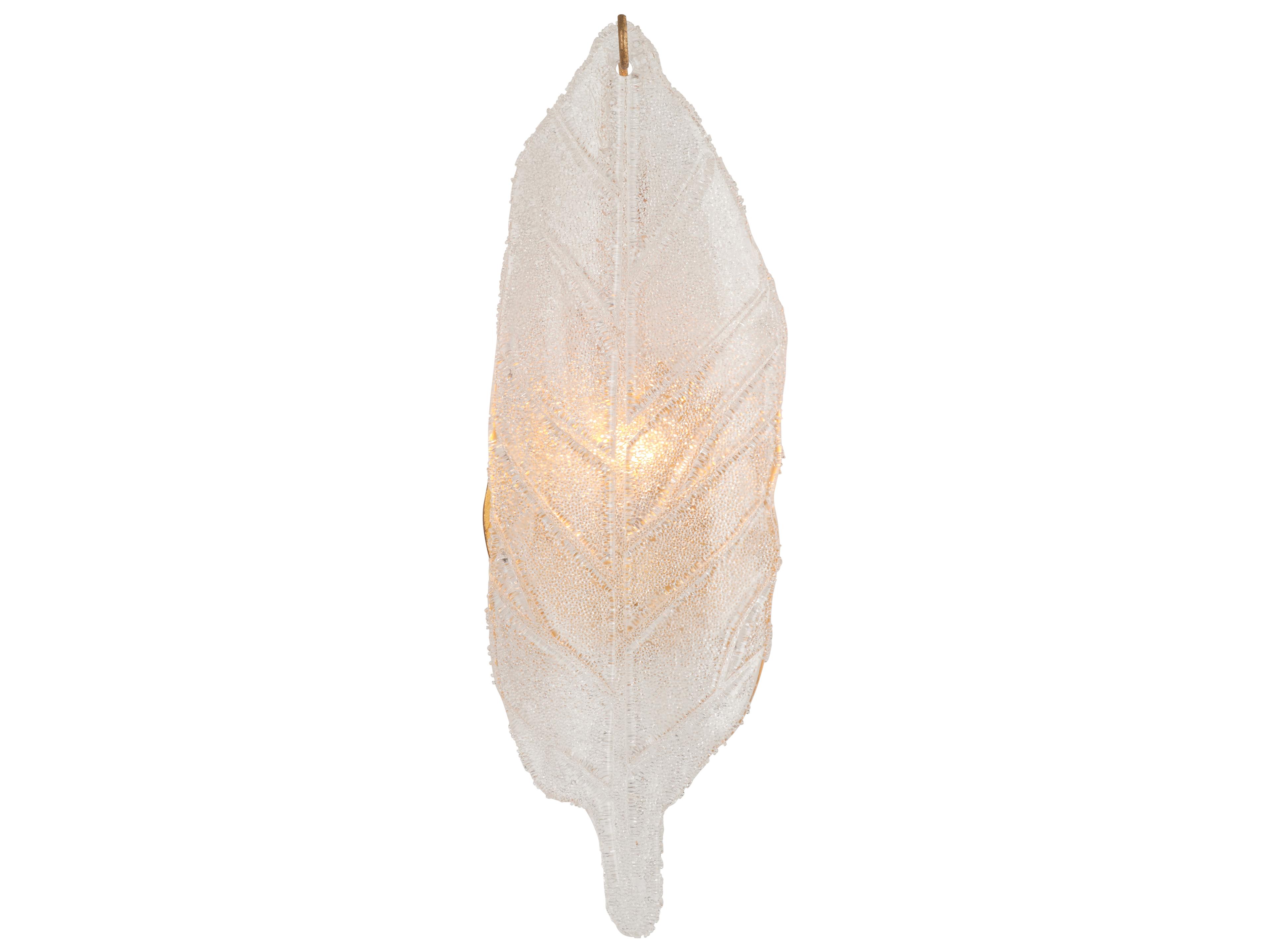 Chelsea House 1-Light Antique Gold Leaf Textured Brass Wall Sconce