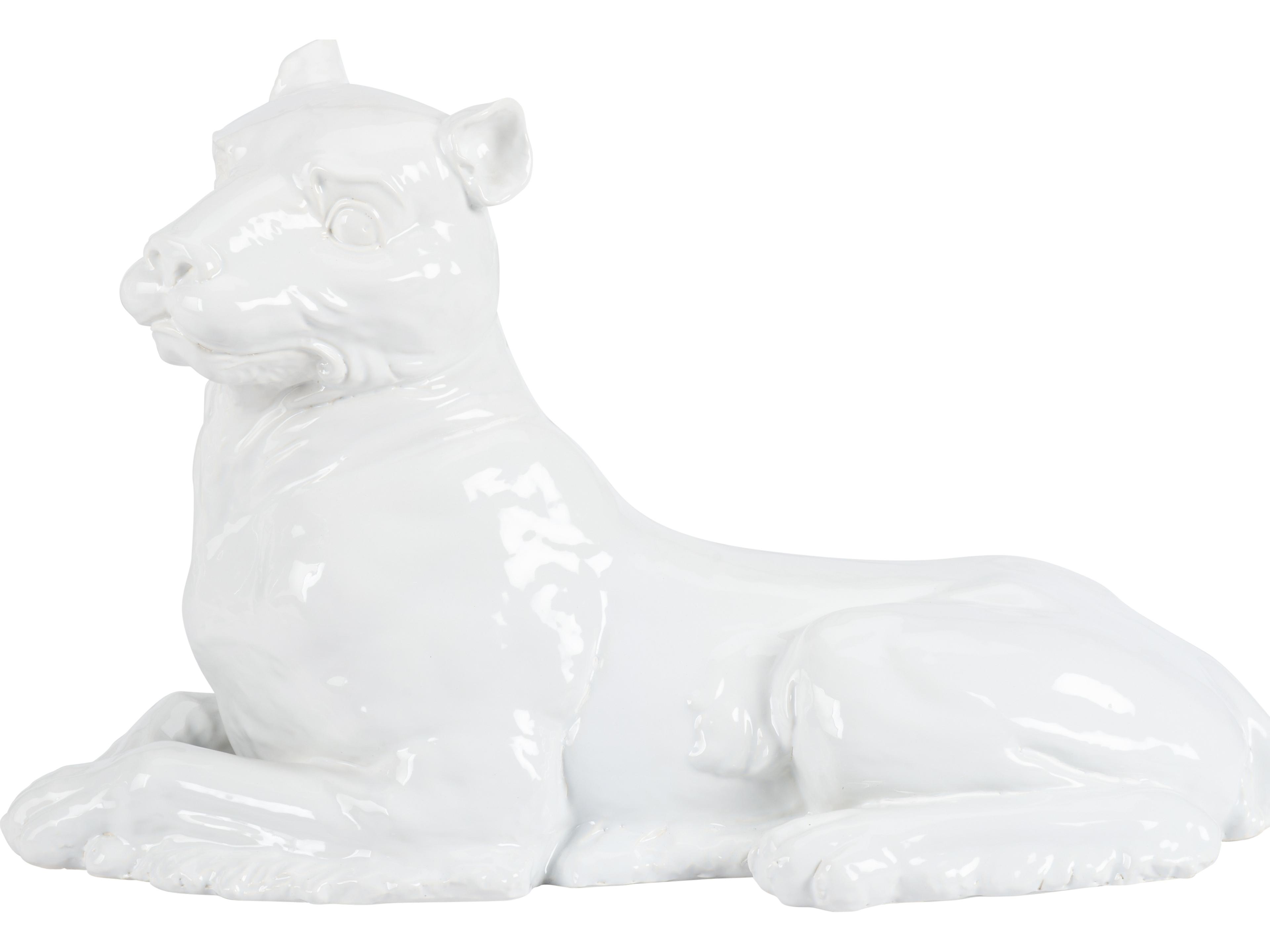 Jamie Merida White Cream Sculpture
