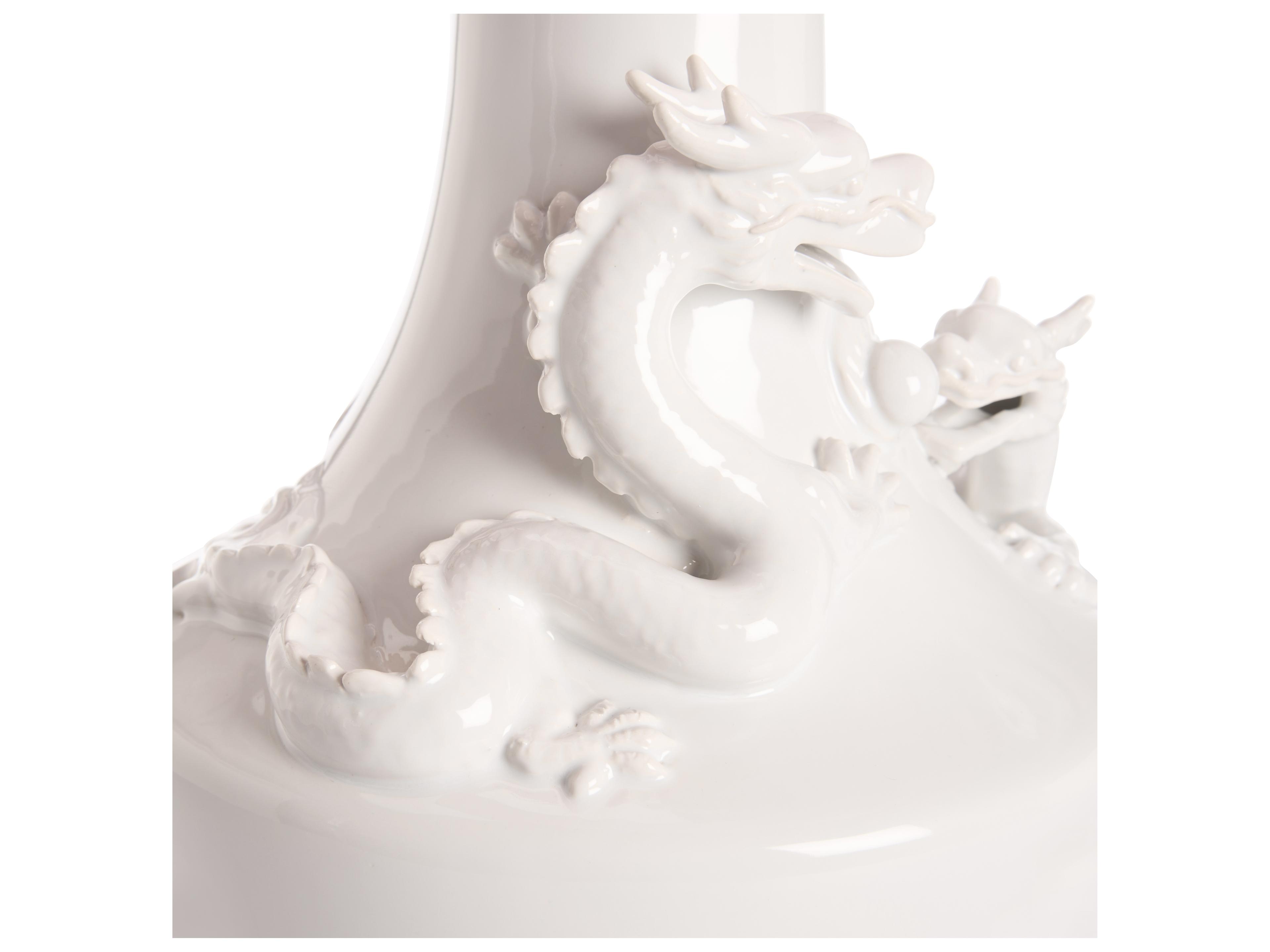 Chelsea House White Cream Linen Traditional Table Lamp