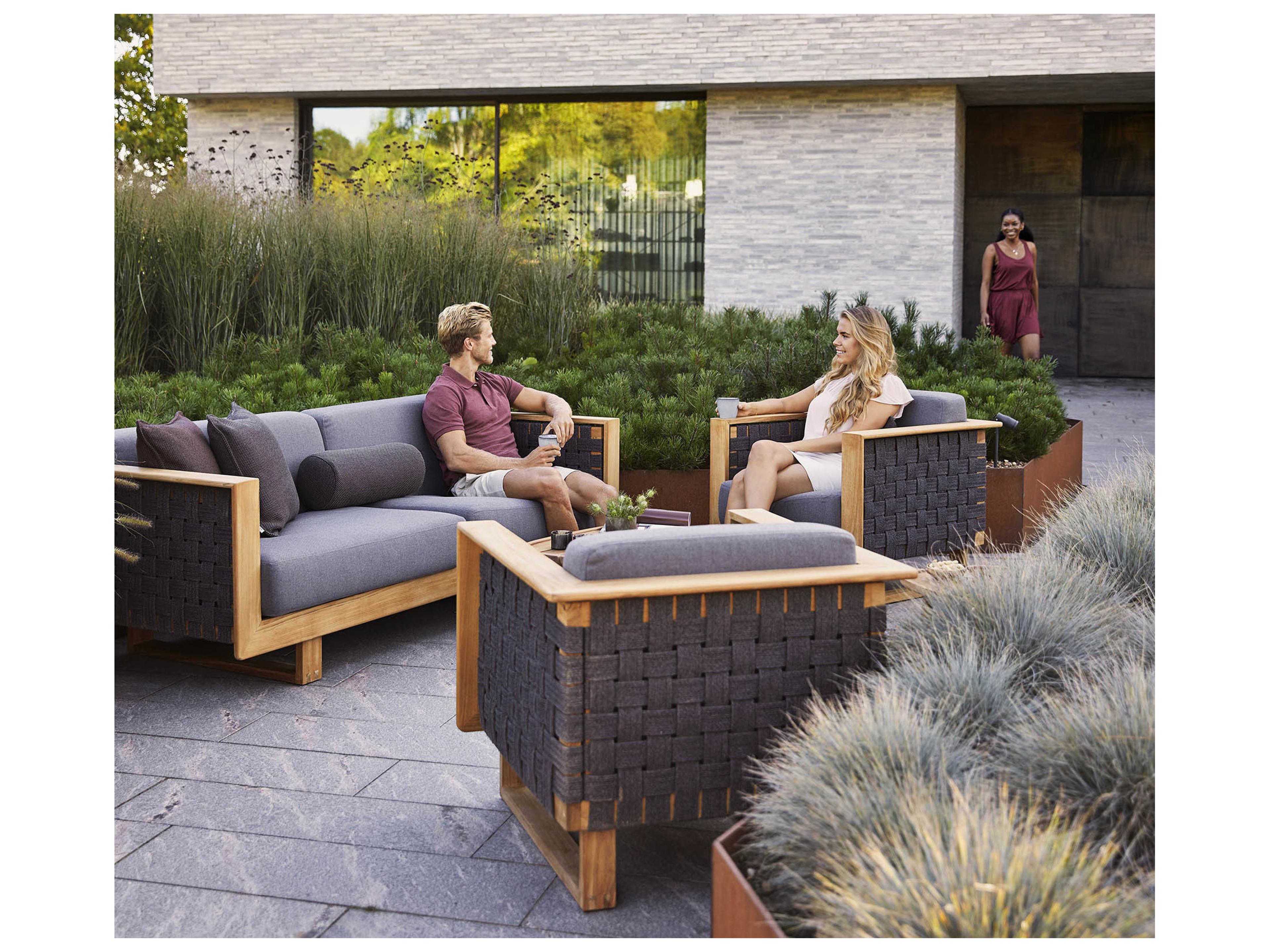 Cane Line Outdoor Angle Teak Soft Rope Dark Grey Lounge Chair in Grey