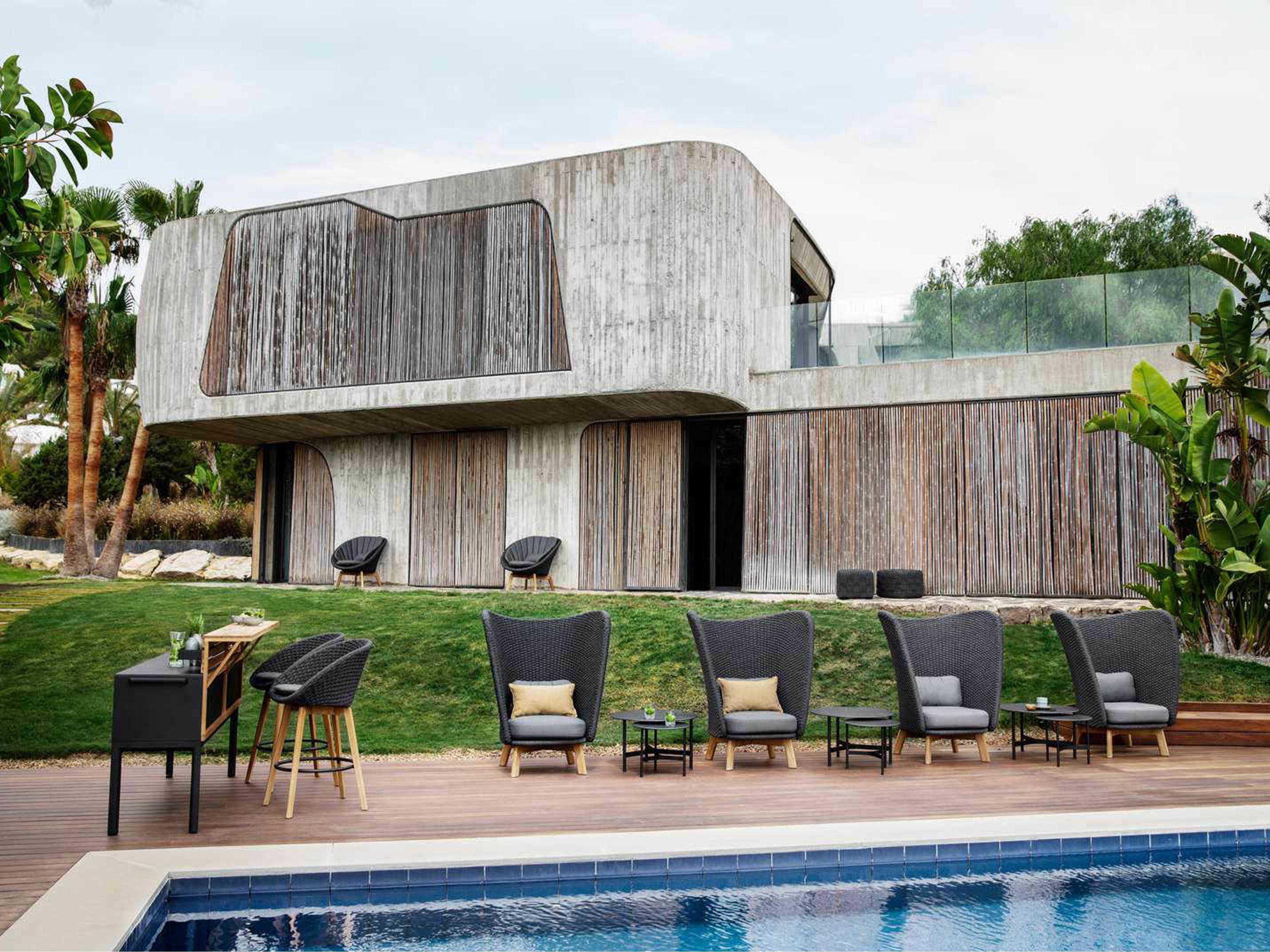 Cane Line Outdoor Peacock Teak/Dark Grey Soft Rope Bar Stool