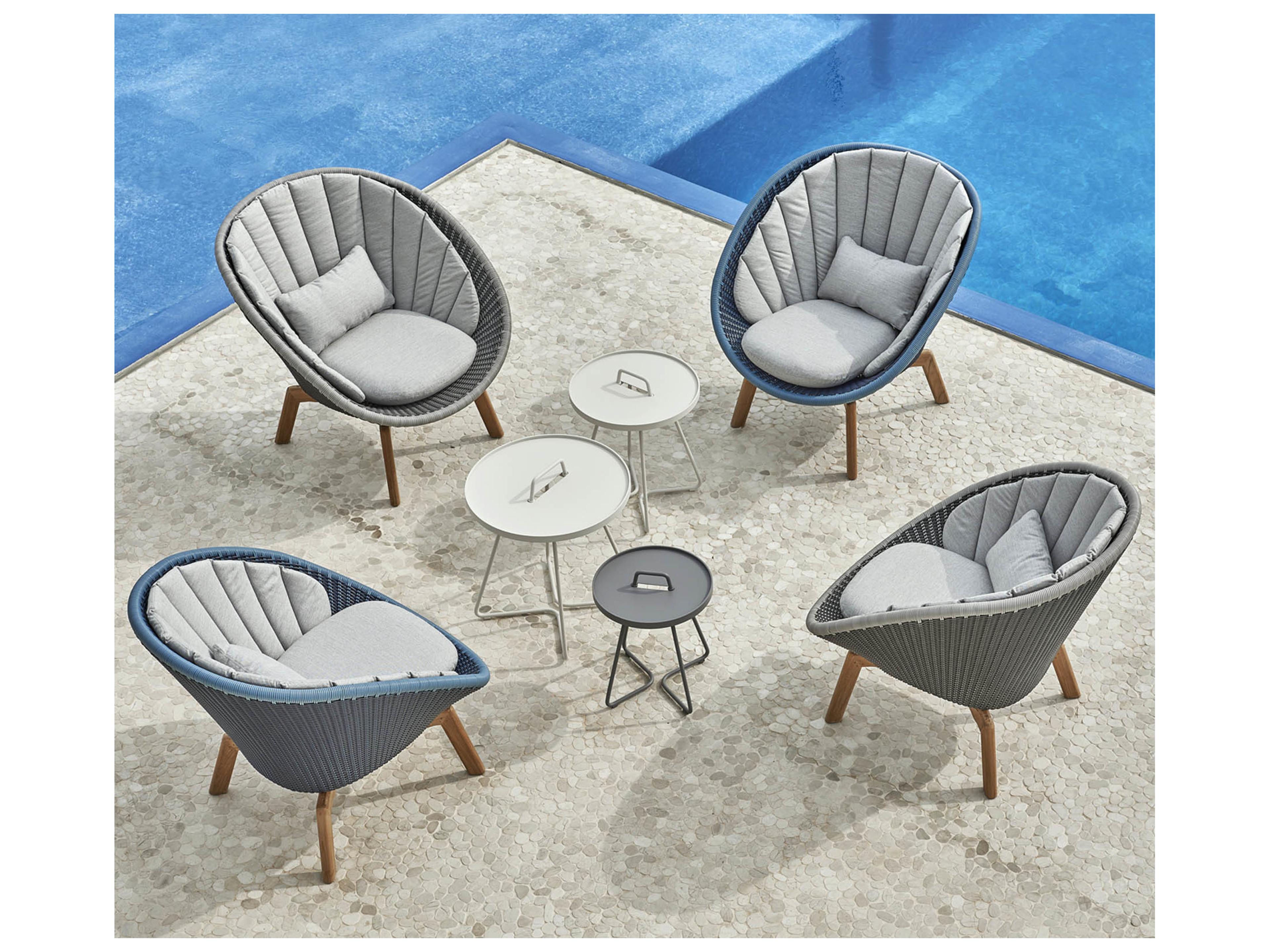 Cane Line Outdoor Peacock Teak Soft Rope Lounge Chair