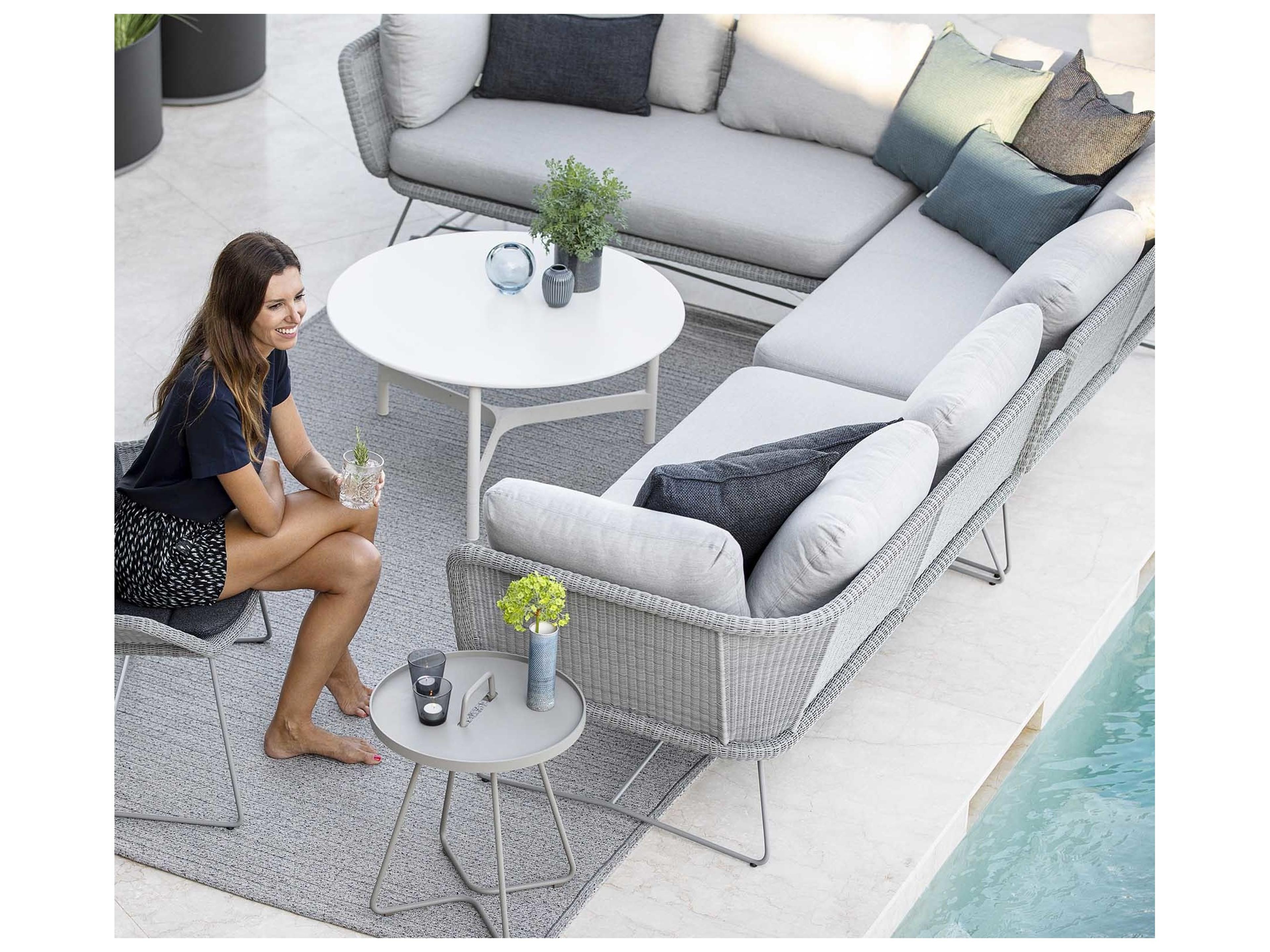 Cane Line Outdoor Horizon Steel Wicker Right Arm Sofa