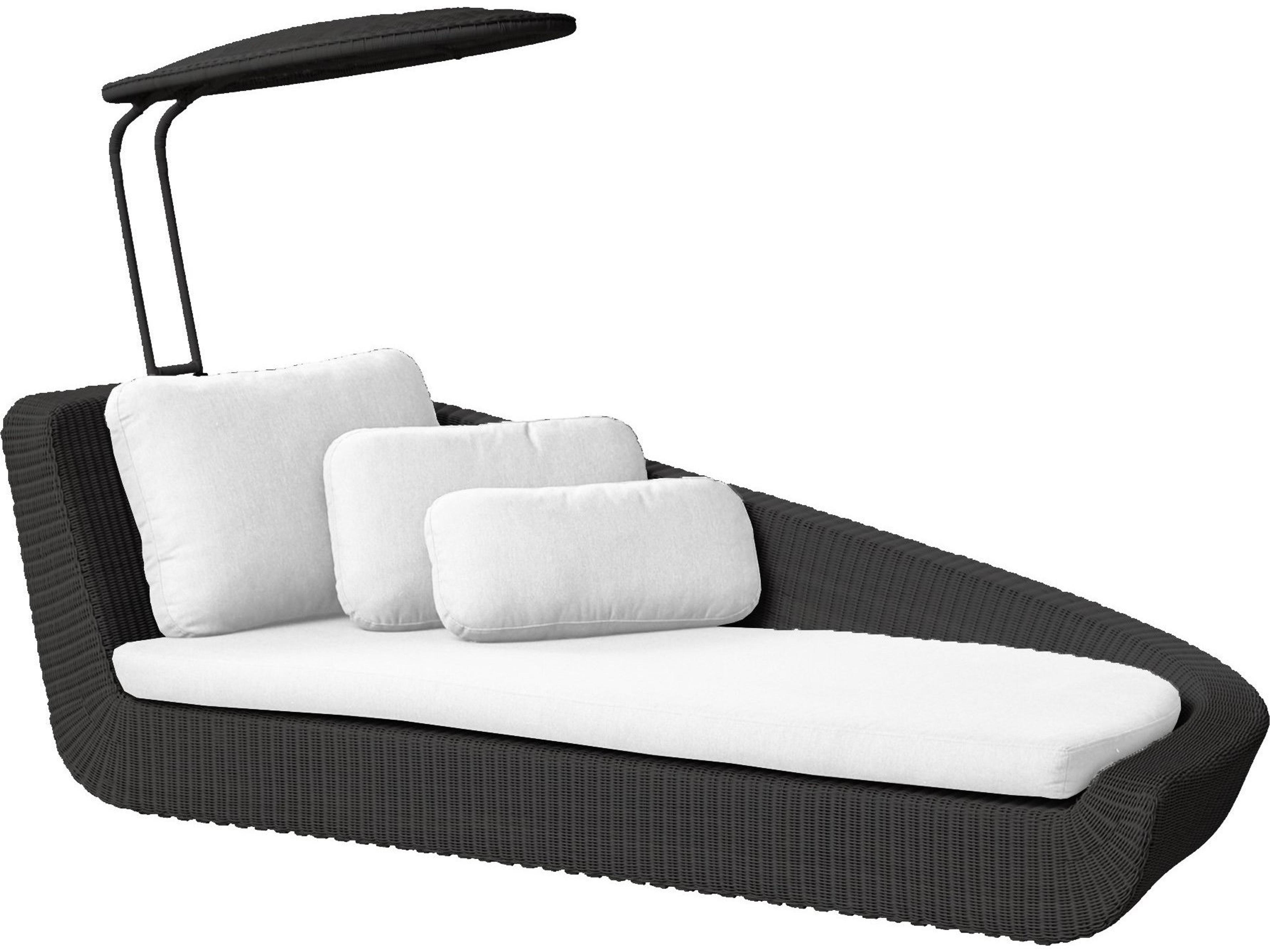 Savannah Wicker Left Arm Daybed