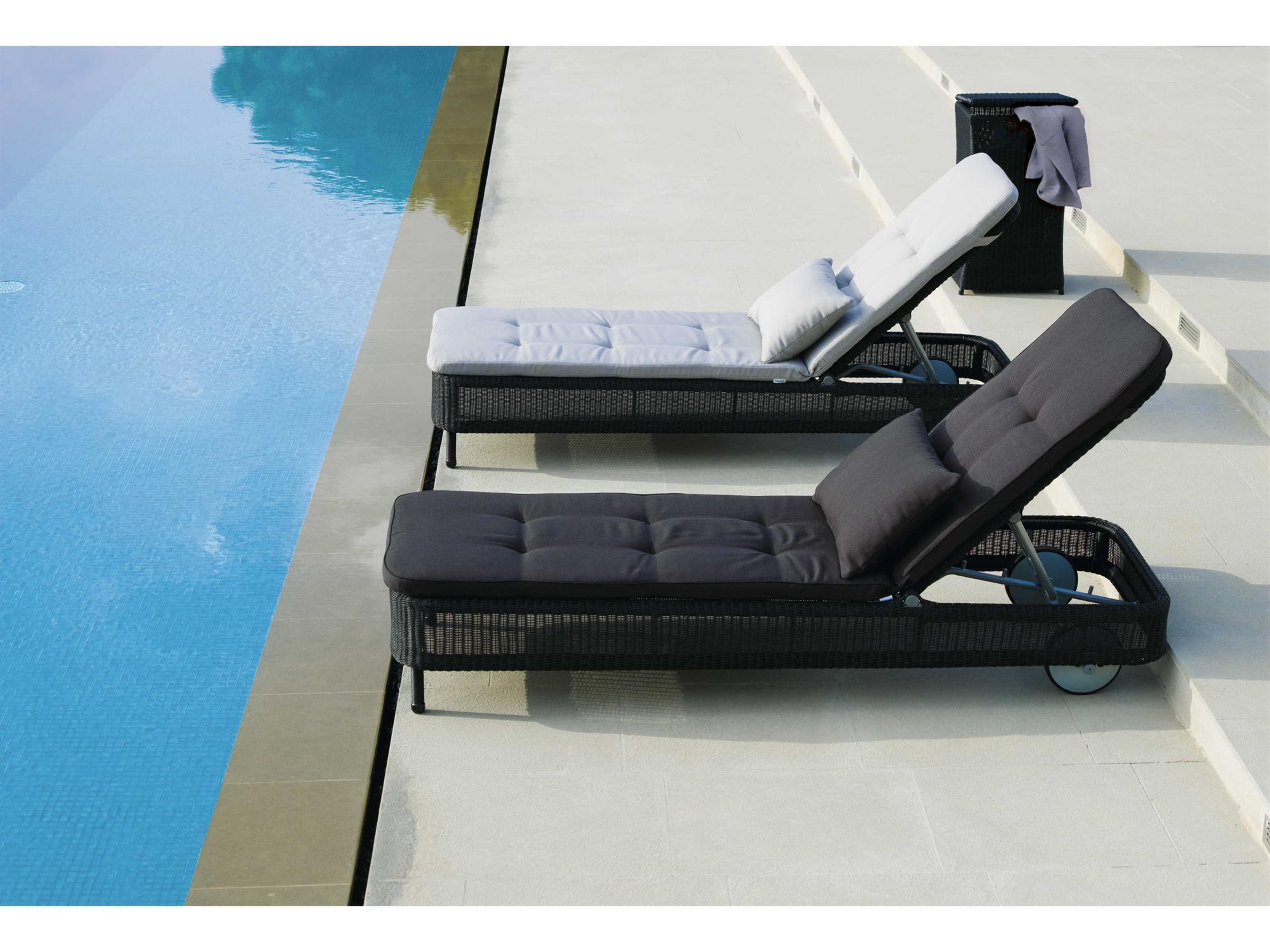 Presley Patio Lounge Set