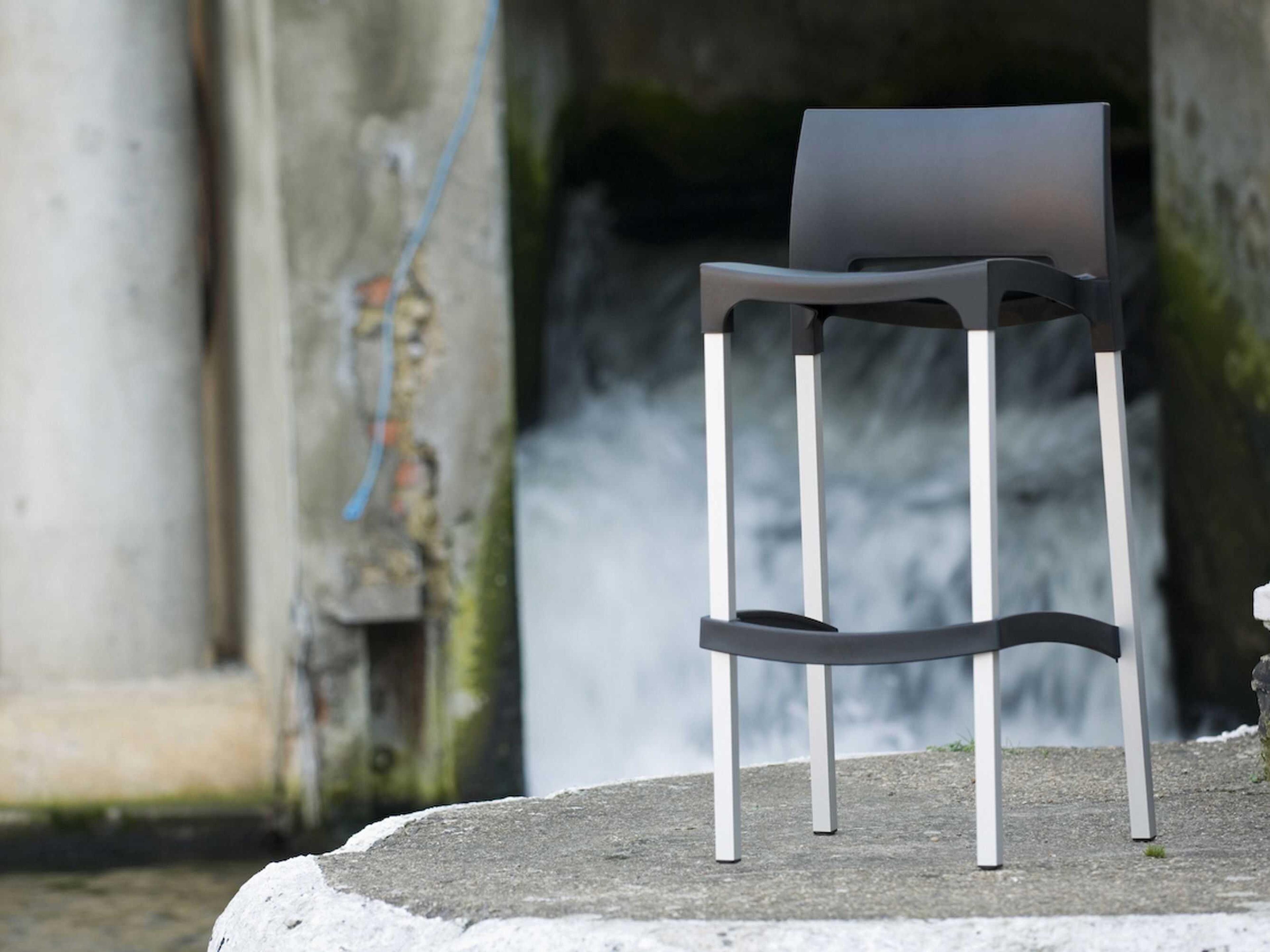 Compamia Gio Black Aluminum Resin Bar Stool