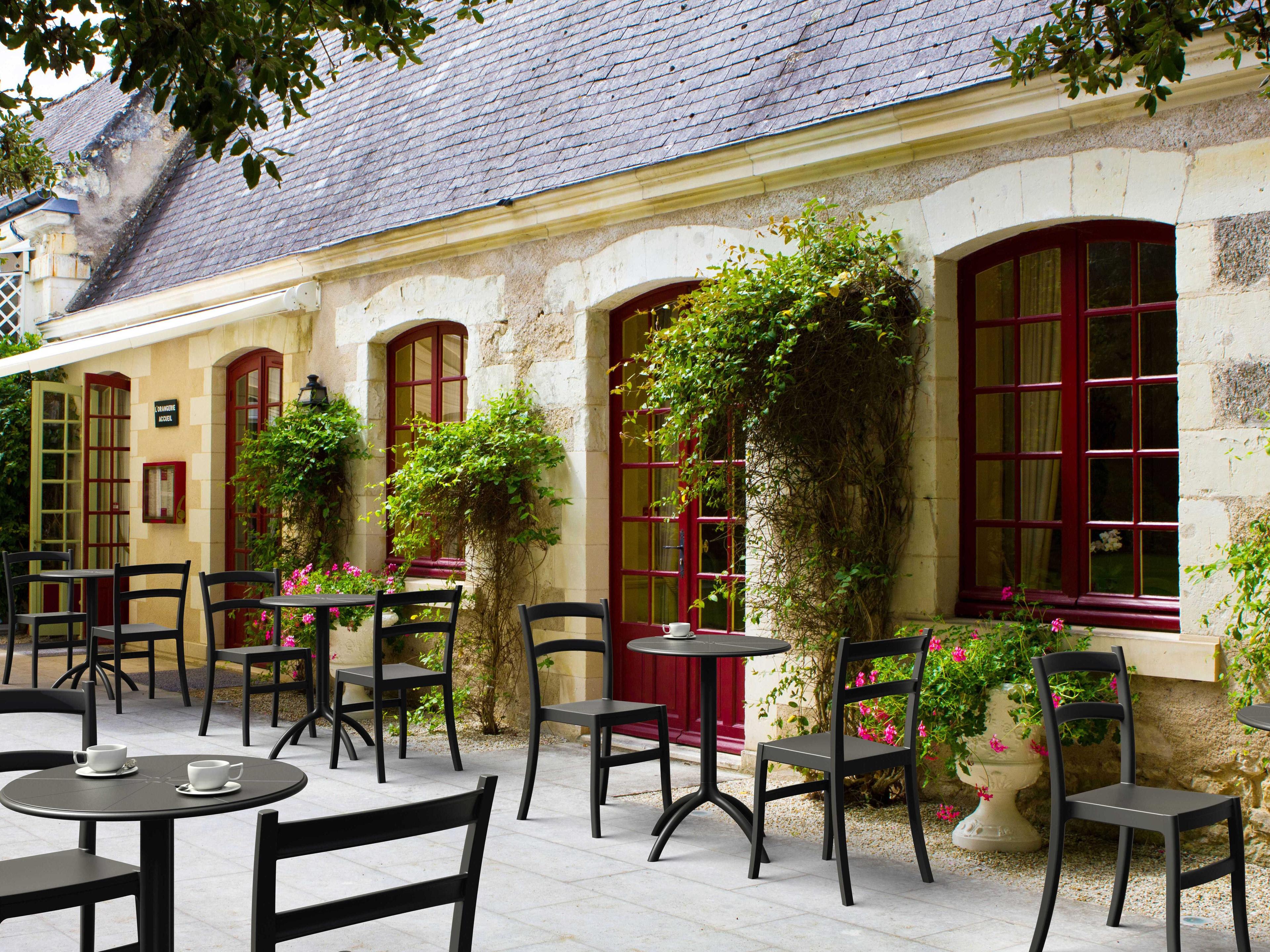 Compamia Octopus Black Polypropylene Round Bistro Table