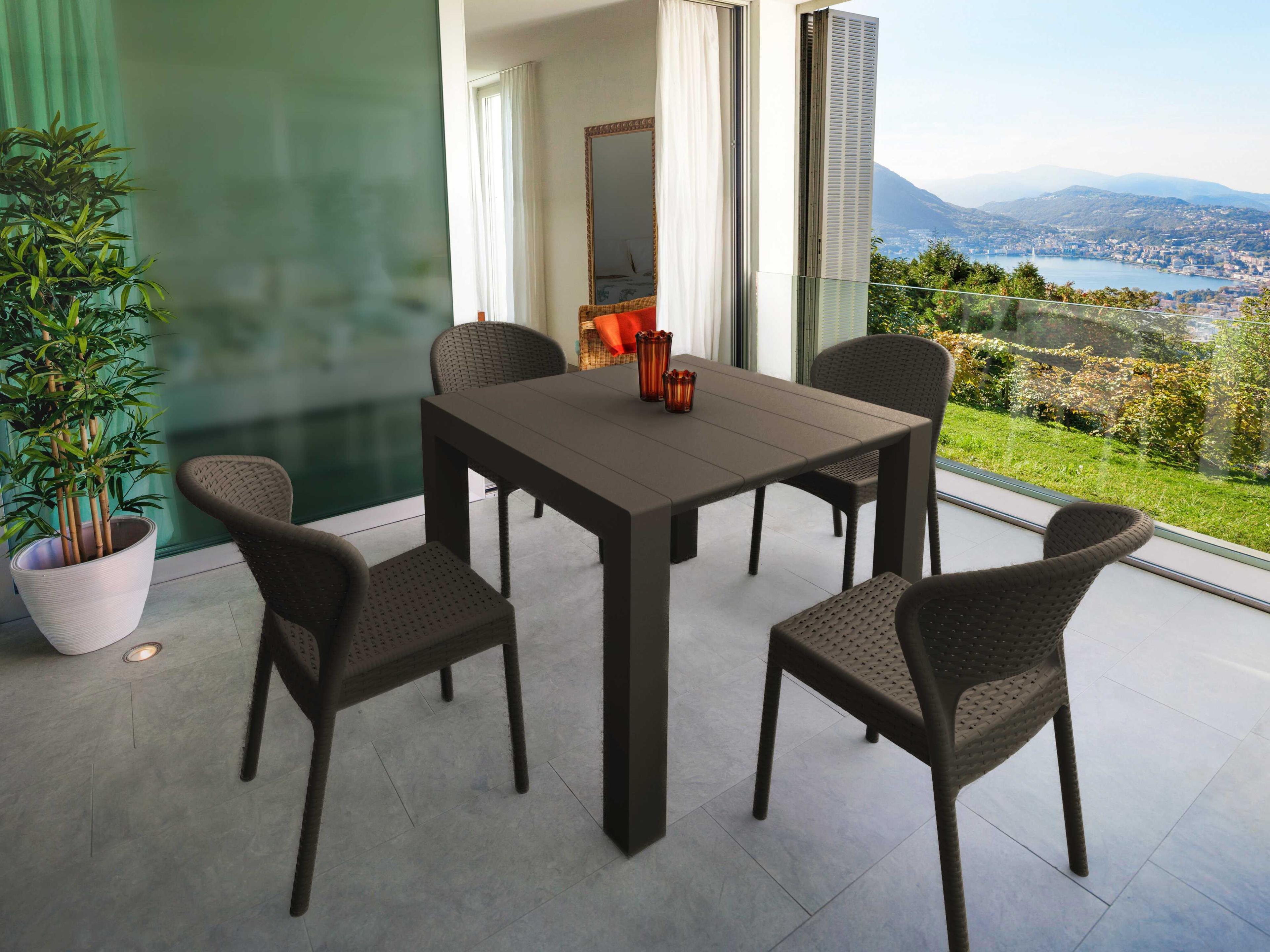 Daytona Brown Resin Dining Set