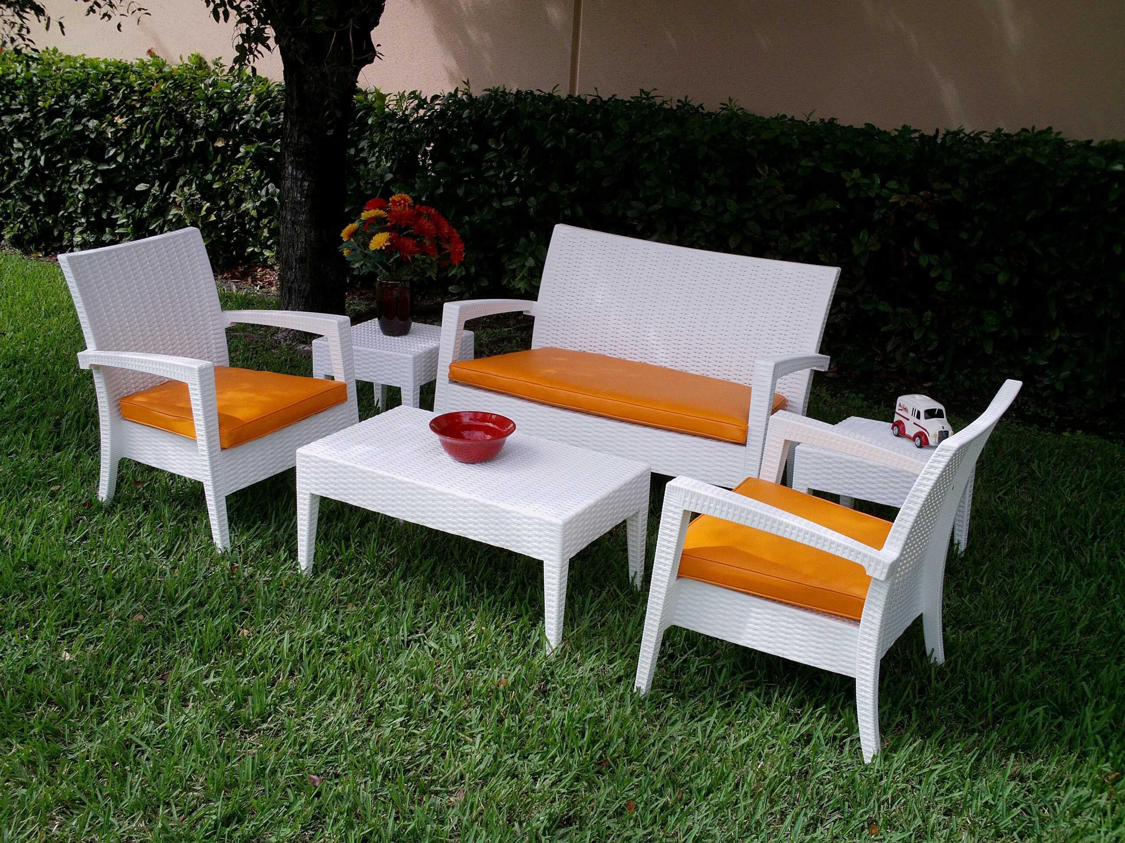 Compamia Miami White Resin Cushion Lounge Set