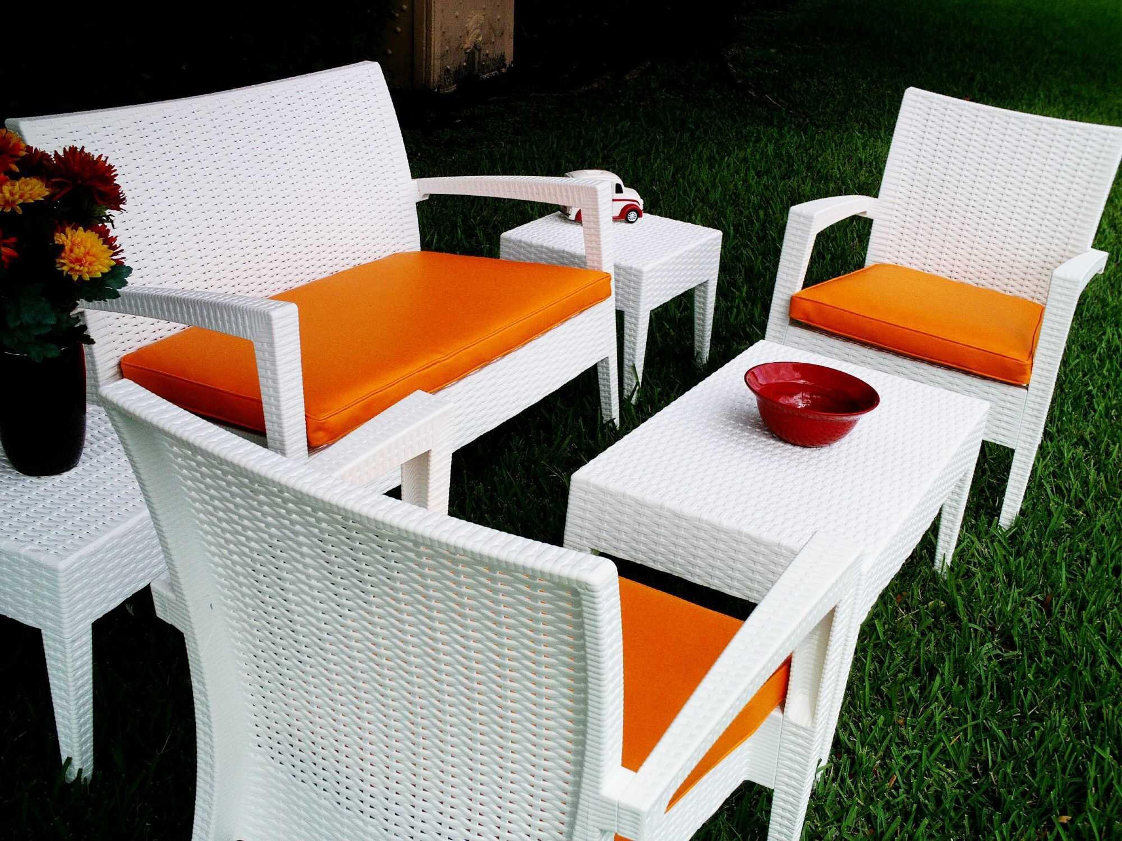 Compamia Miami White Resin Cushion Lounge Set