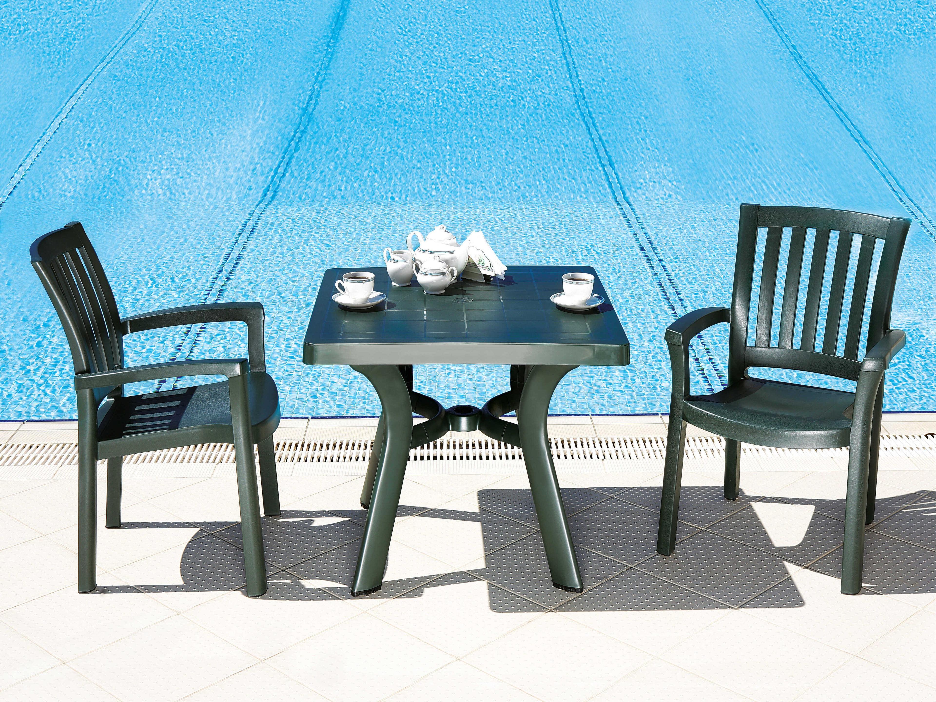 Viva Resin Dining Set