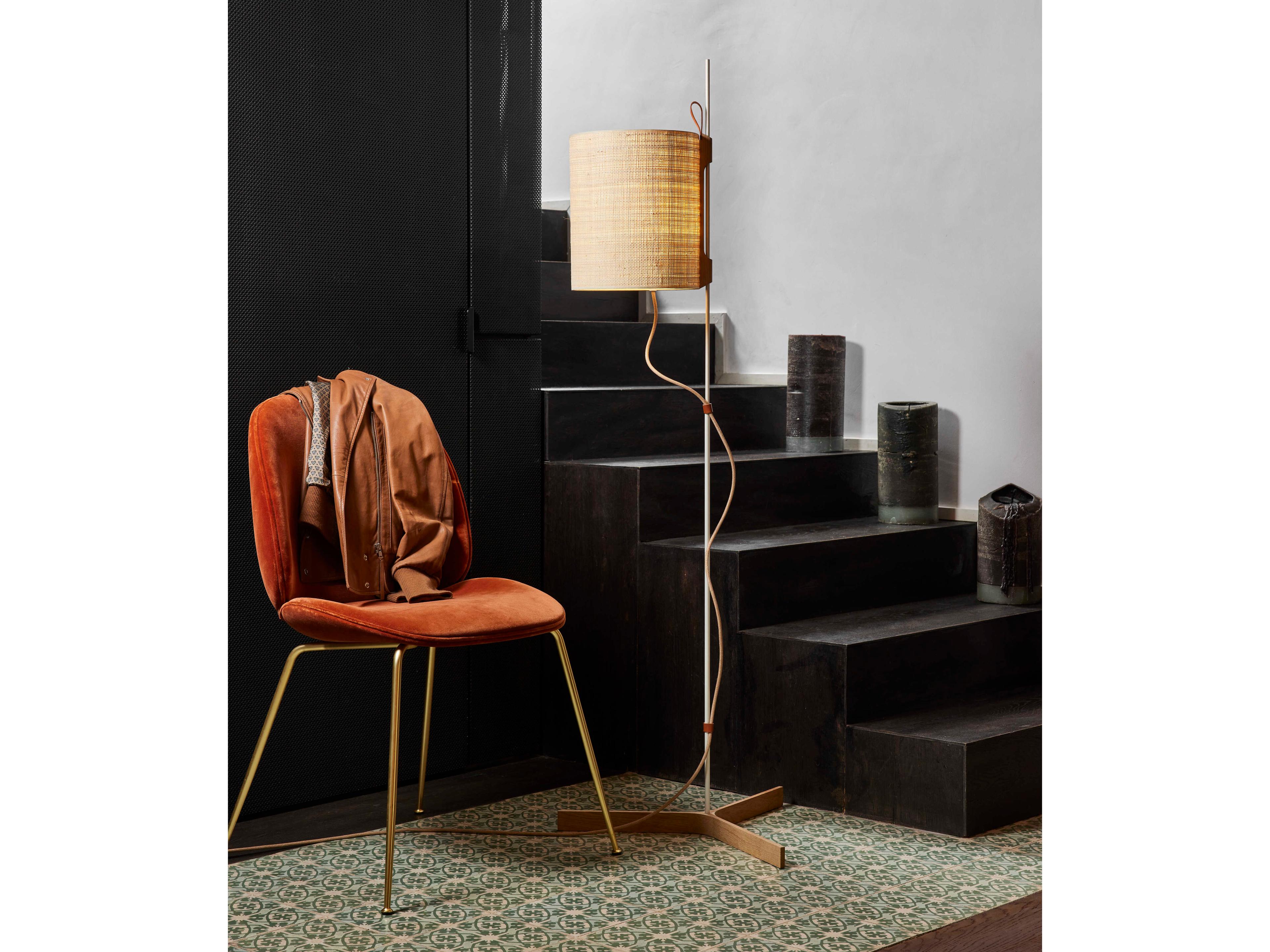 Carpyen Magnetic Natural Oak Saguran Fiber Brown Floor Lamp