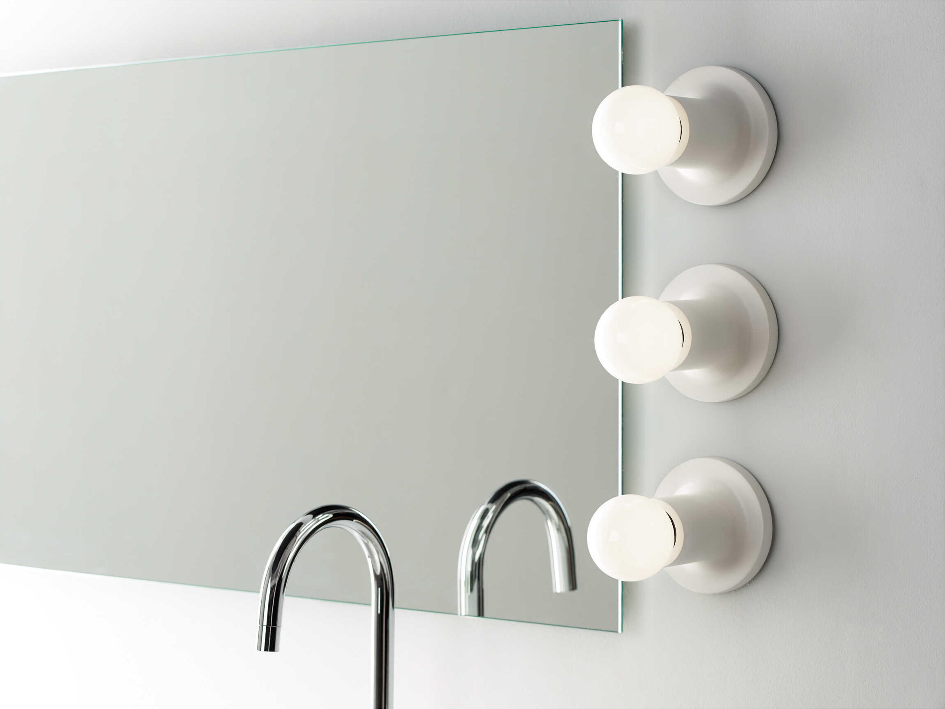 Carpyen Punt 1-Light White Wall Sconce