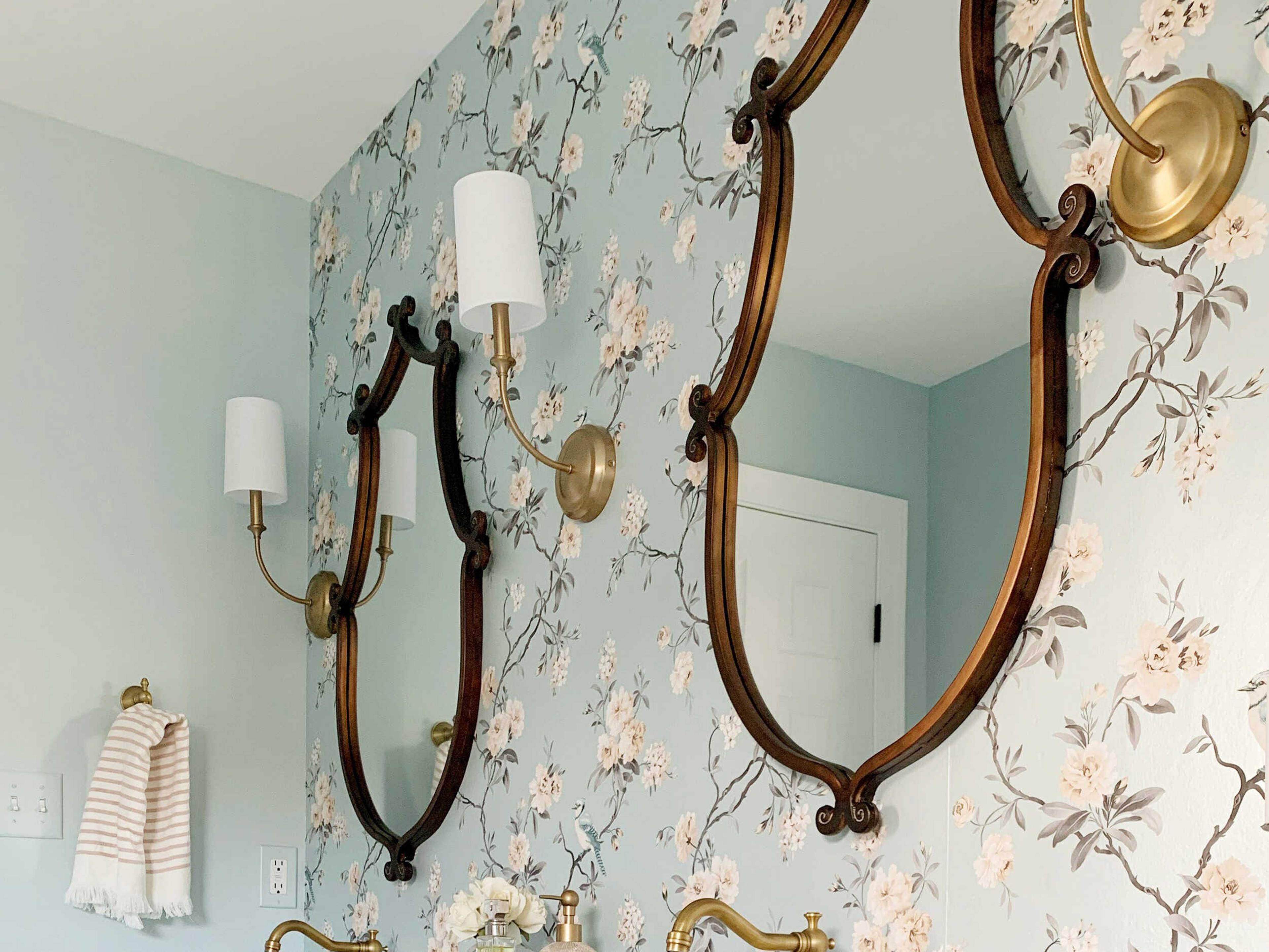 Crystorama Sylvan 1-Light Vibrant Gold Wall Sconce