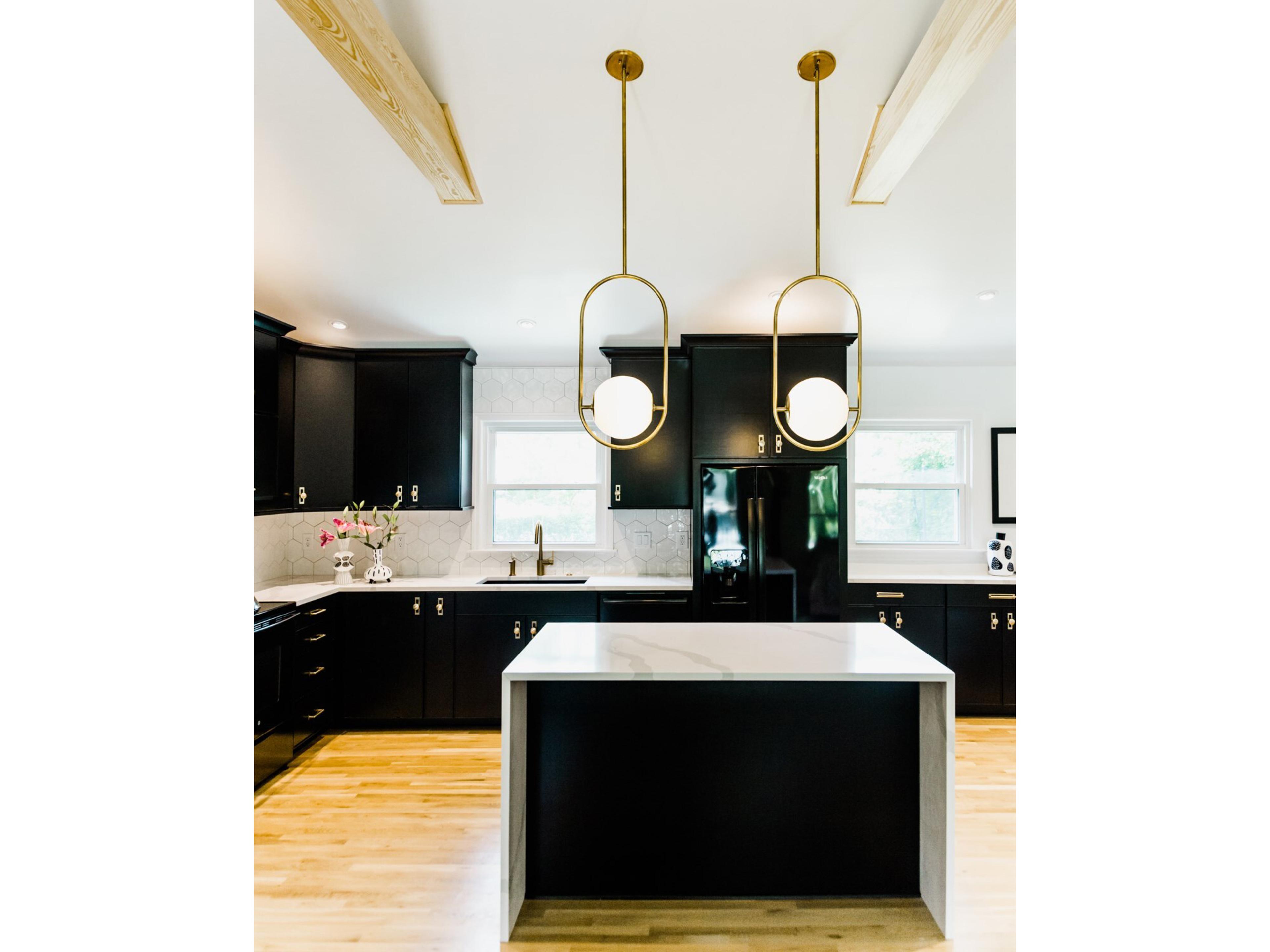 Corbett Lighting Everley 1-Light Vintage Brass Glass Globe Pendant