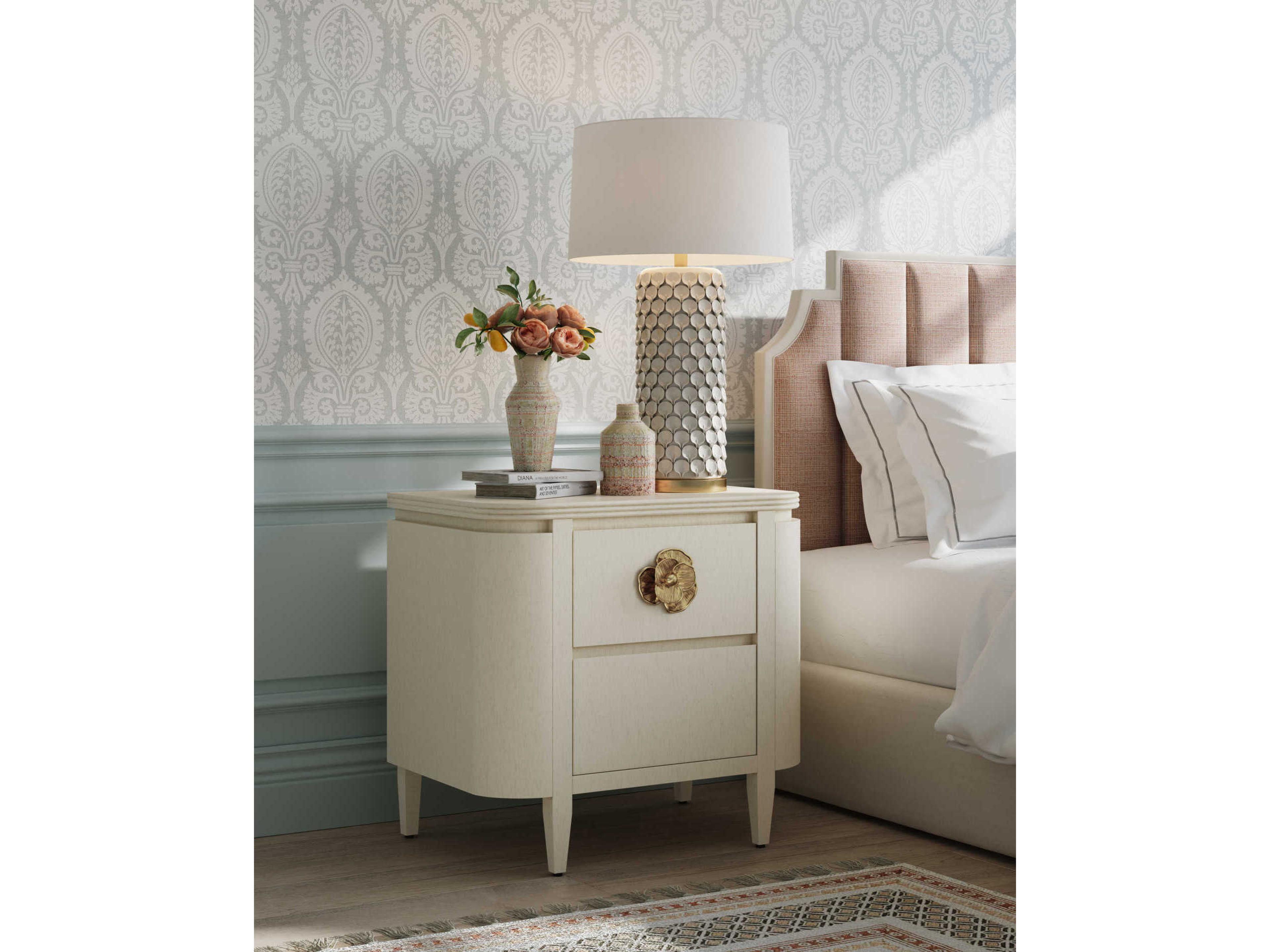 Currey & Company Calla Lily Edison Bulb Buffet/Table Cream Antique Brass Off White Buffet Lamp with Eggshell Shantung Shade