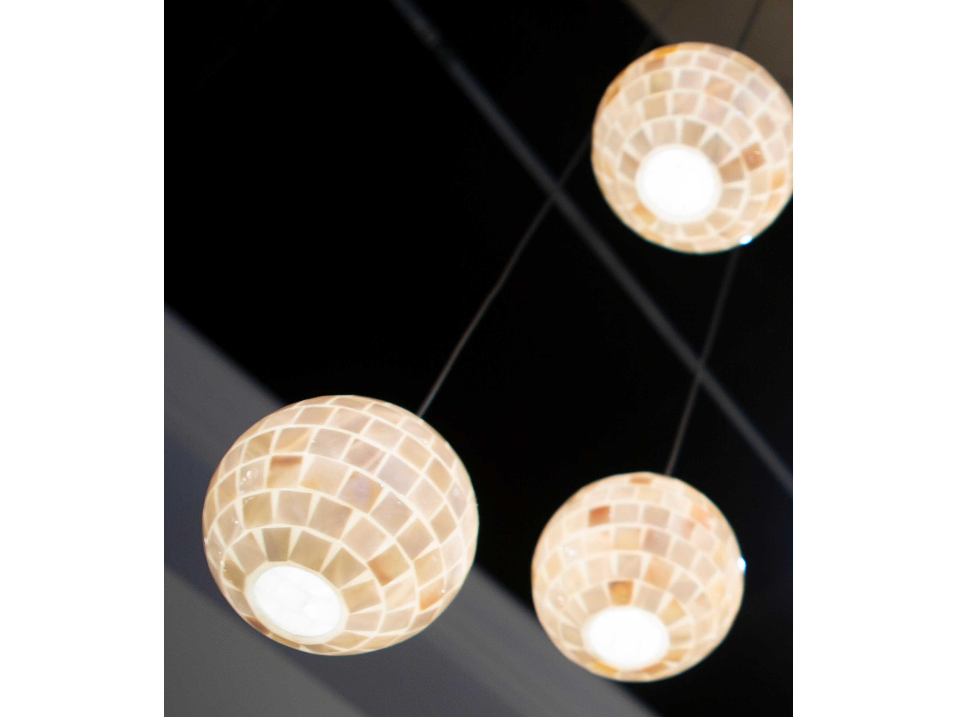 Currey & Company Finhorn 3-Light Painted Silver Pearl Globe Mini Pendant