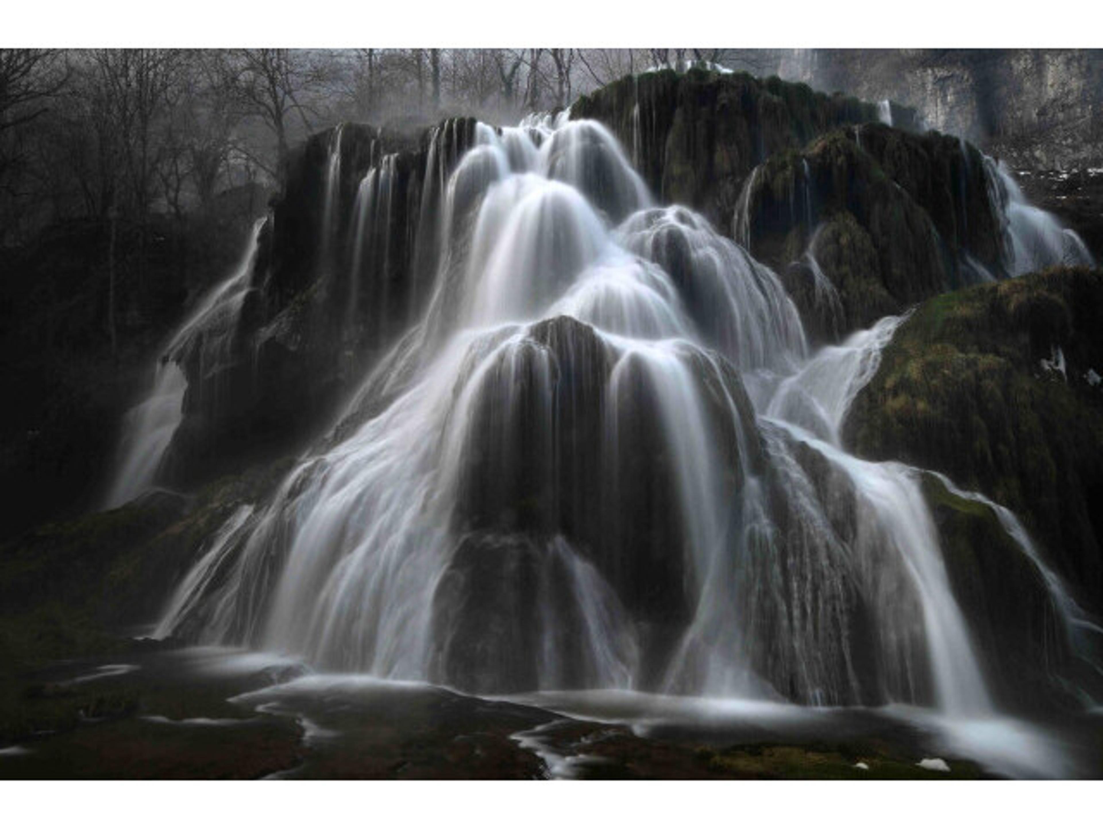 Daleno Rushing Falls Wall Art