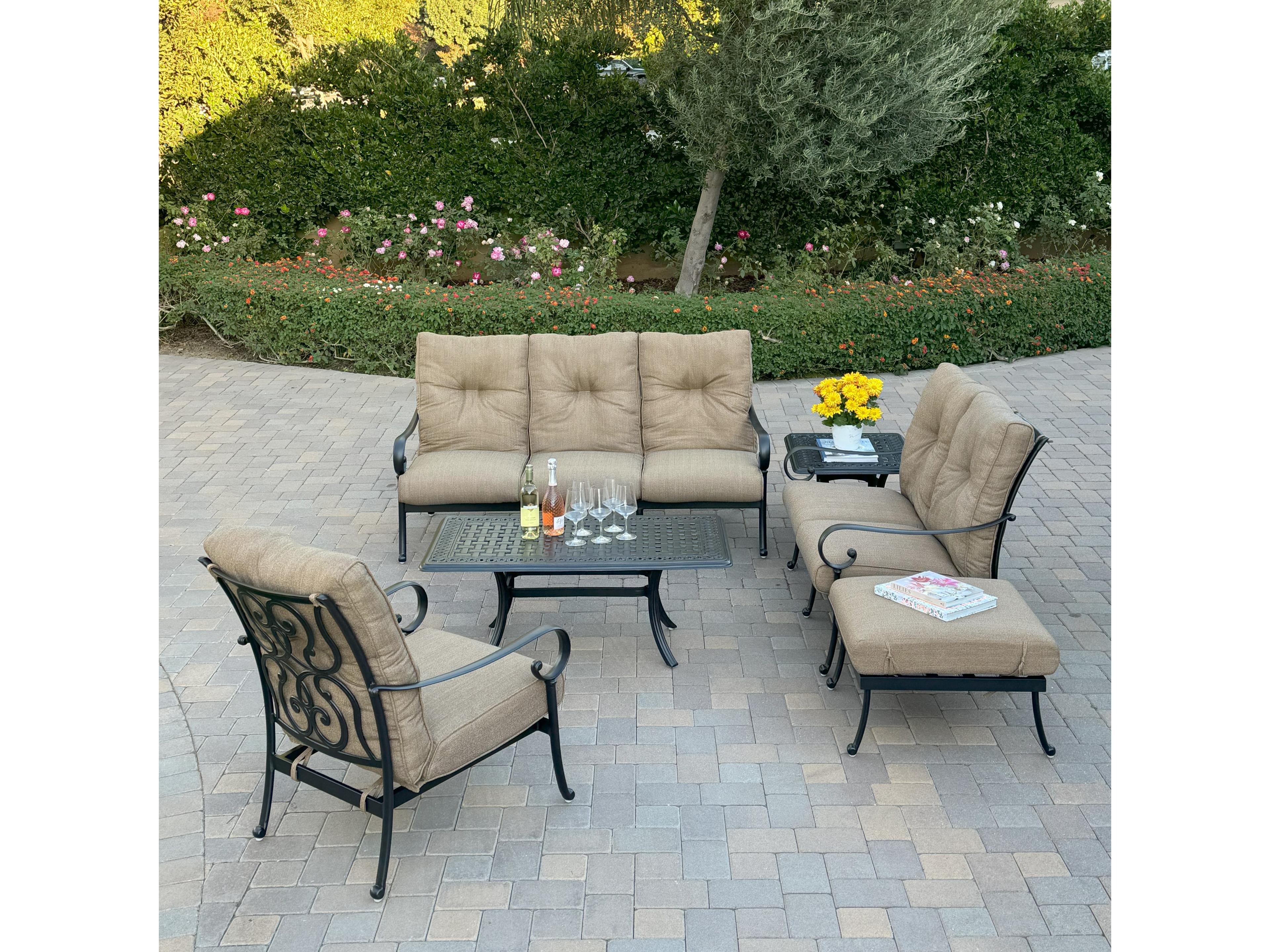 Santa Anita Cast Aluminum 6-Piece Conversation Set with Sunbrella Cushions