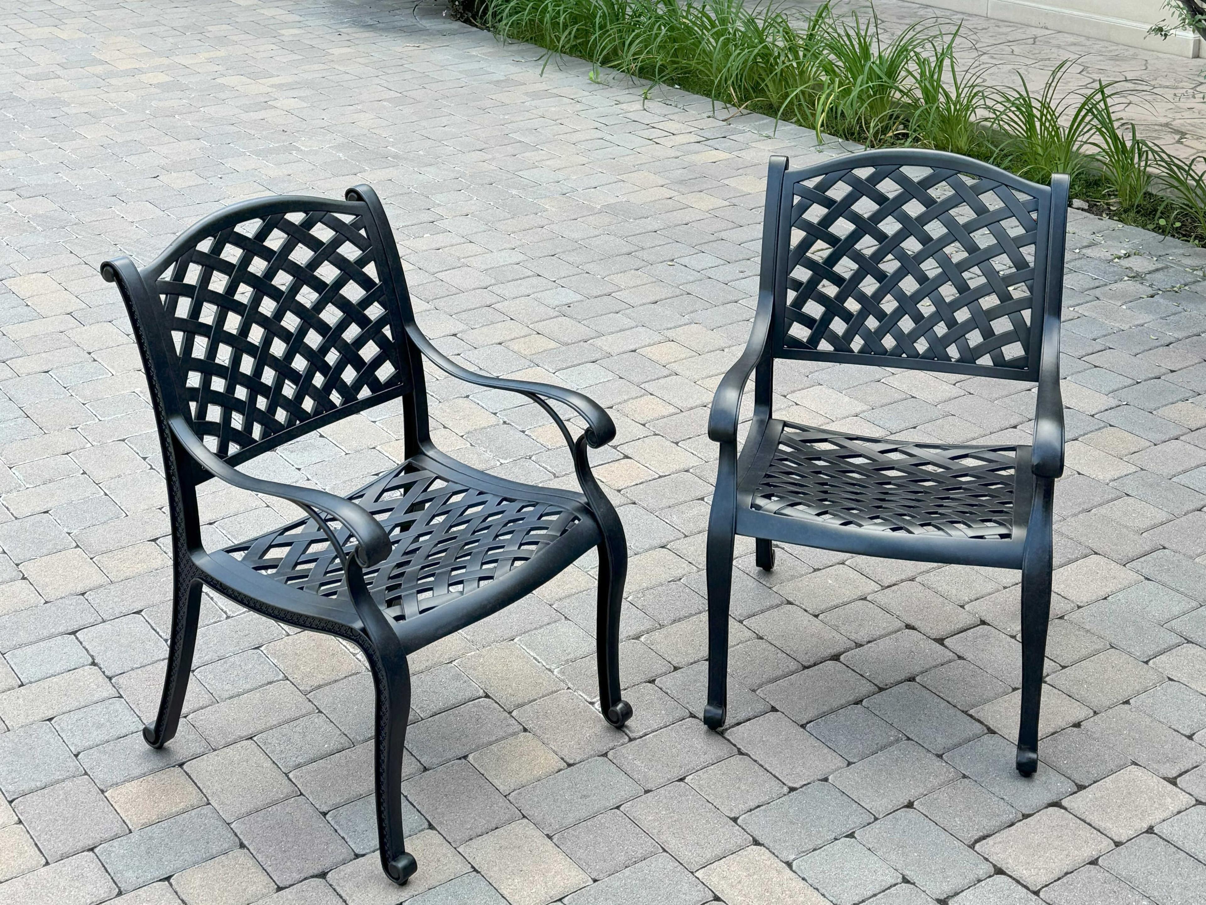 Darlee Outdoor Living Nassau Cast Aluminum Antique Bronze Lounge Set in Sesame Cushions and 24'' Wide Round End Table