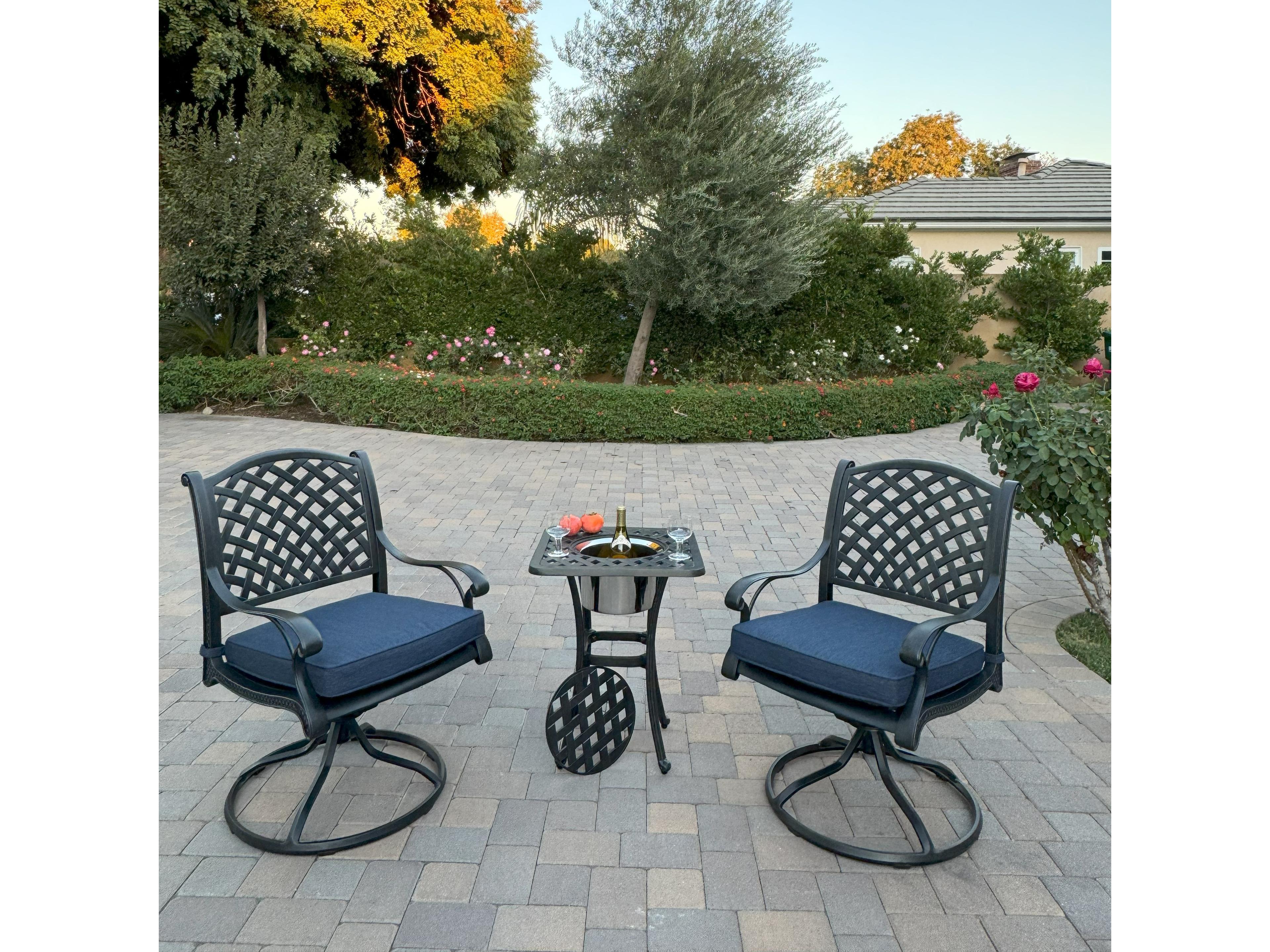 Nassau Cast Aluminum 3-Piece Patio Conversation Set