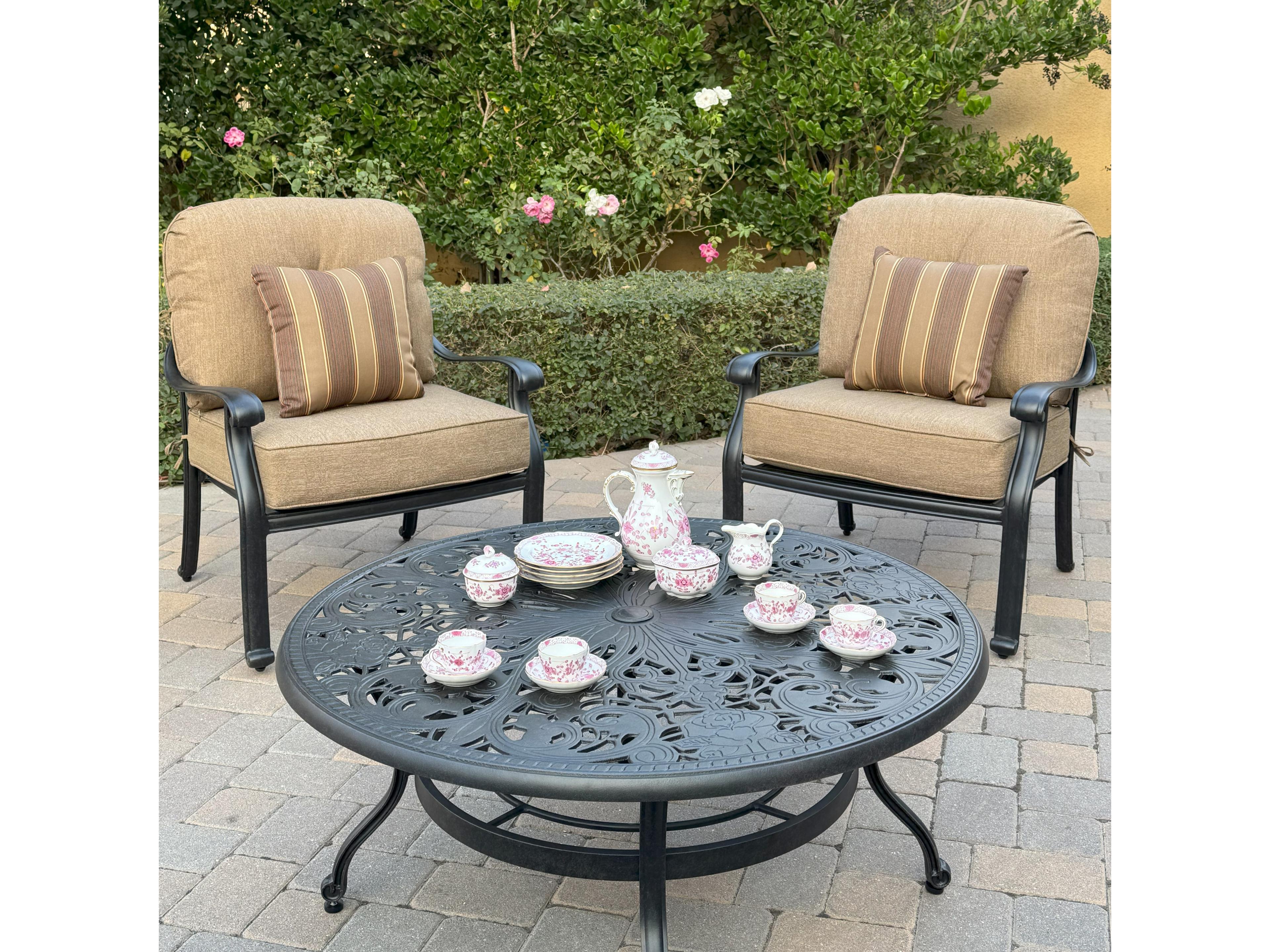 Darlee Outdoor Living Elisabeth Cast Aluminum 5-Piece Conversation Set with 42" Round Chat Table