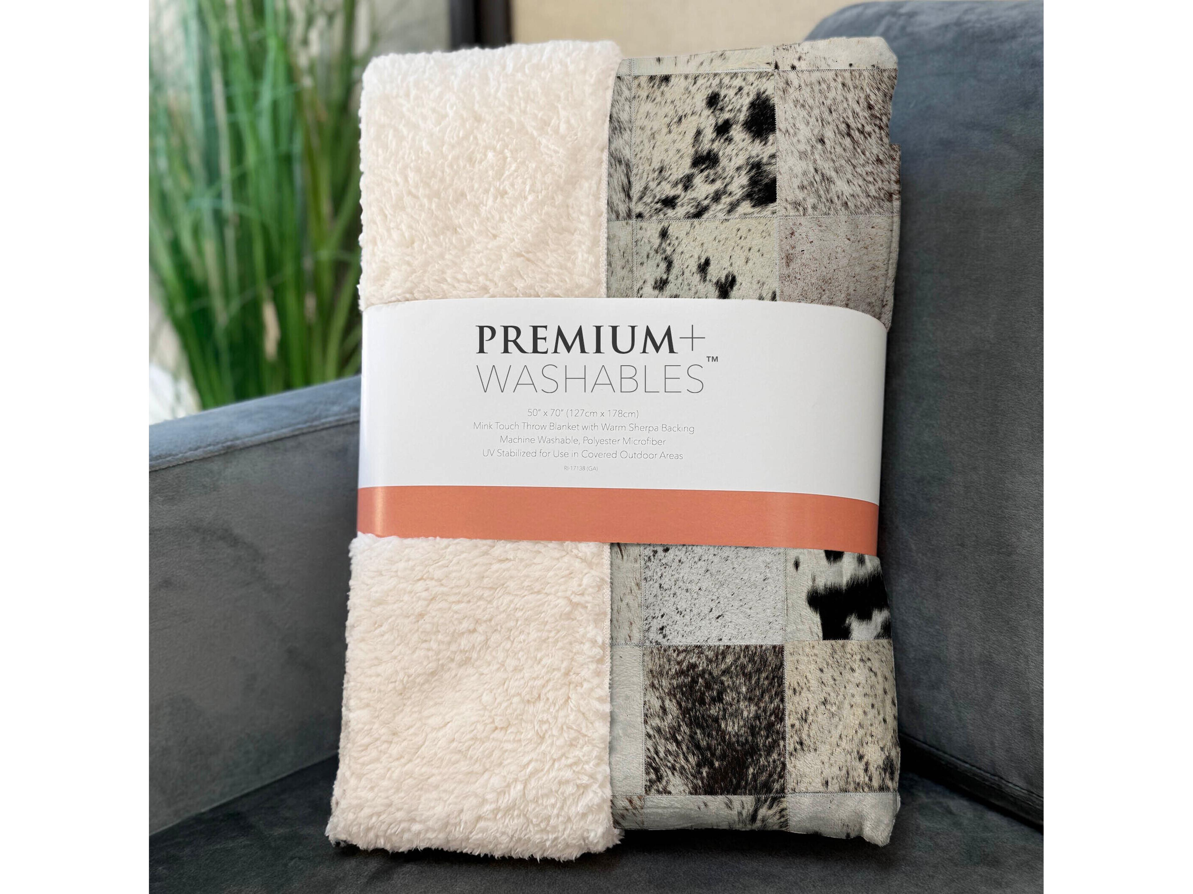 Dalyn Sherpa Black Polyester Throw