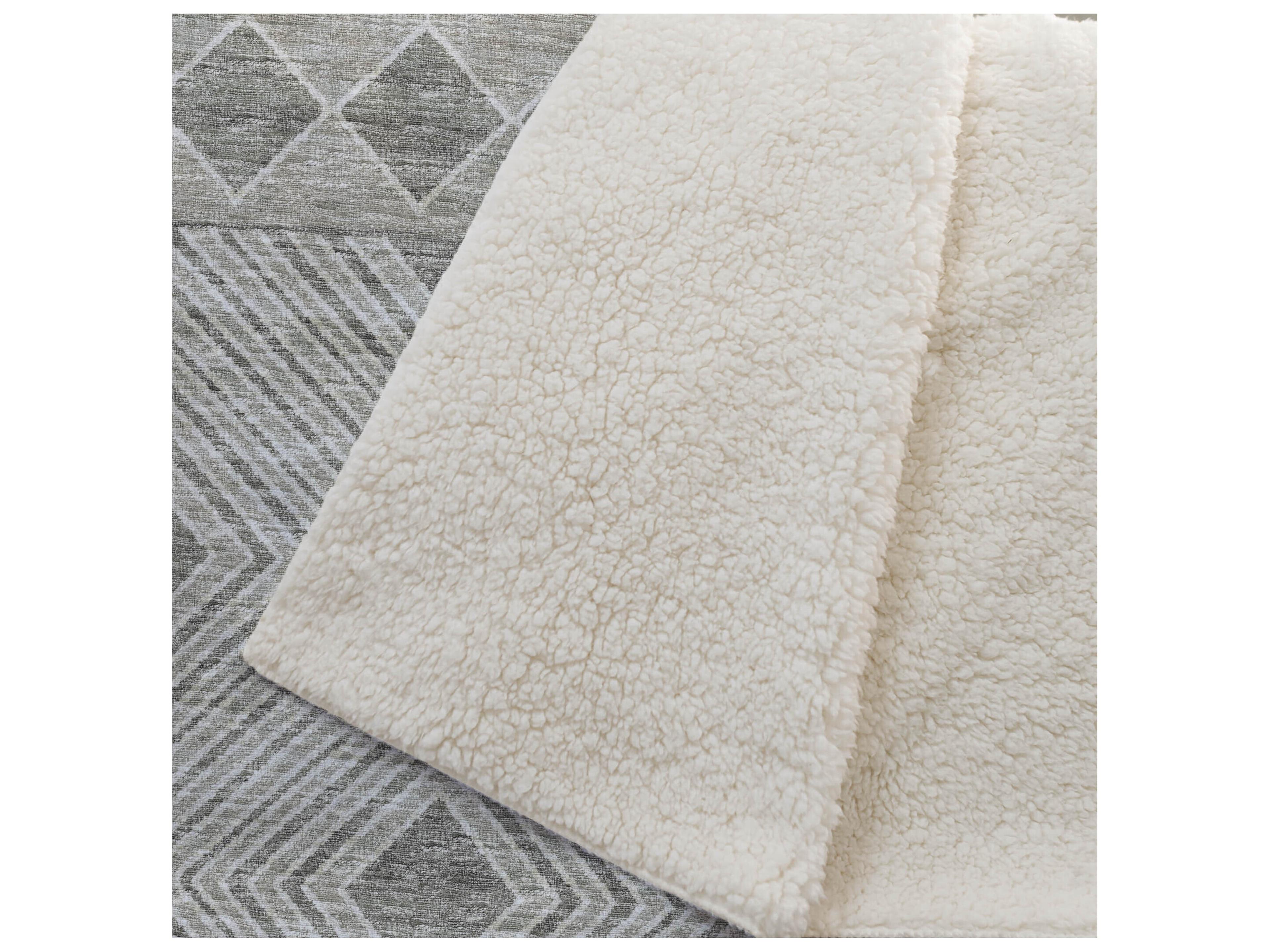 Dalyn Sherpa Neutral Polyester Throw