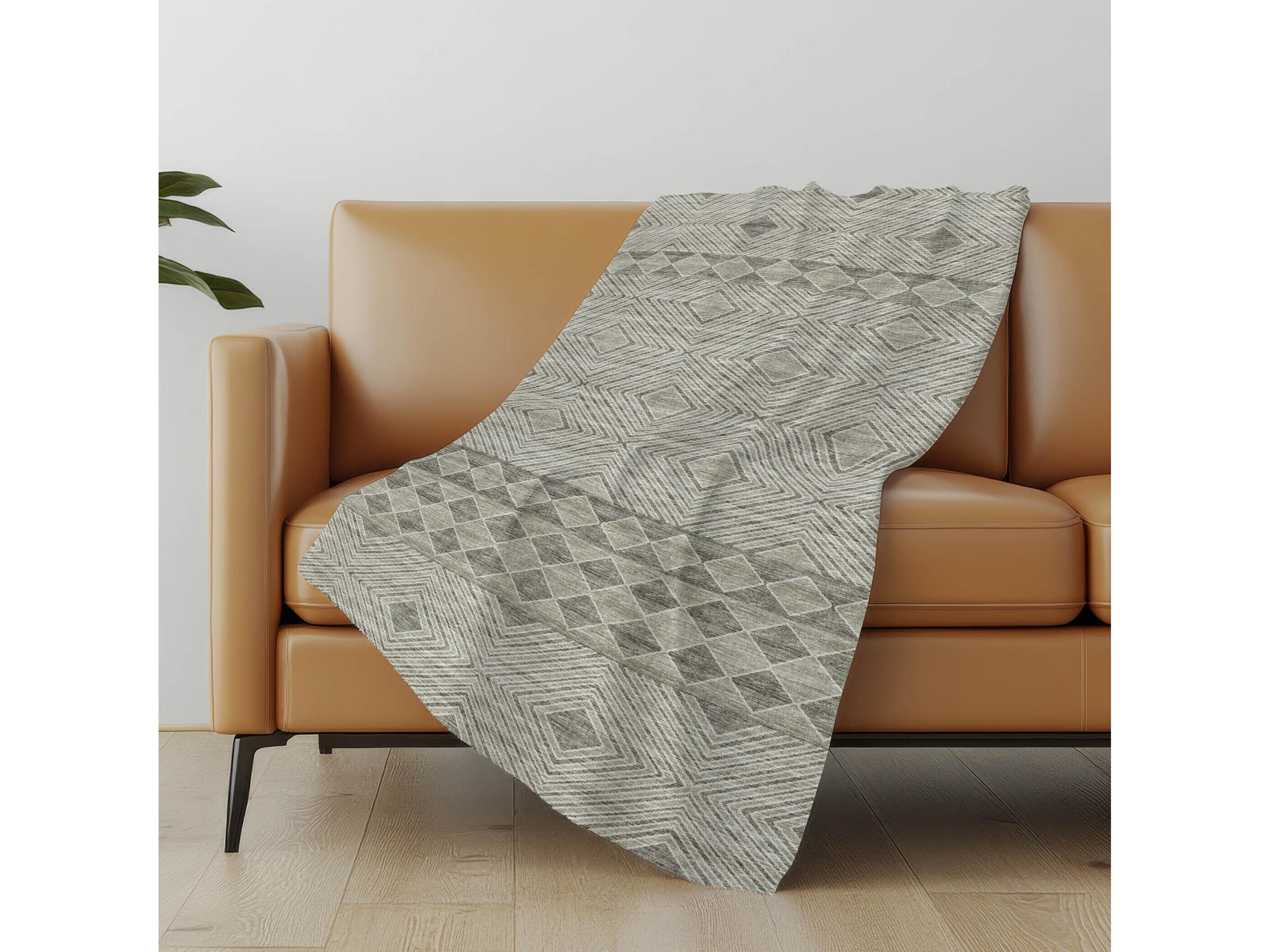 Dalyn Sherpa Neutral Polyester Throw