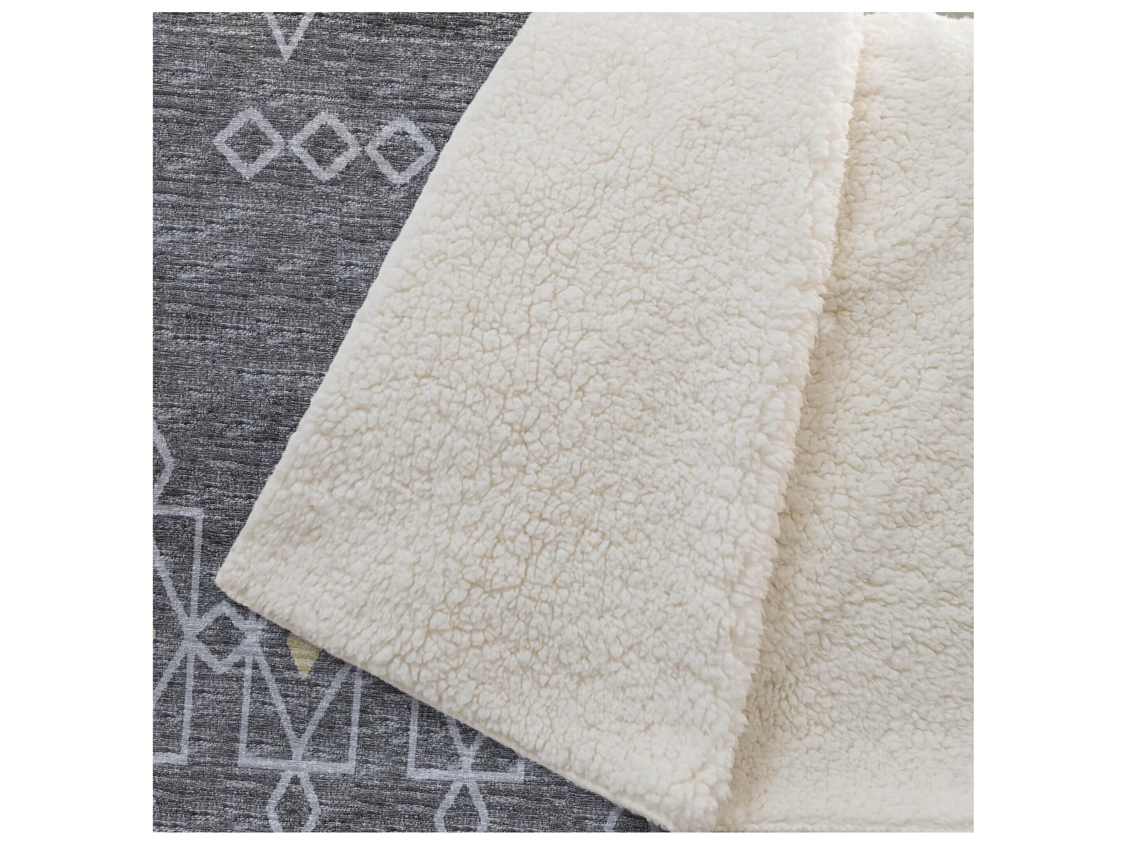 Dalyn Sherpa Gray Polyester Throw