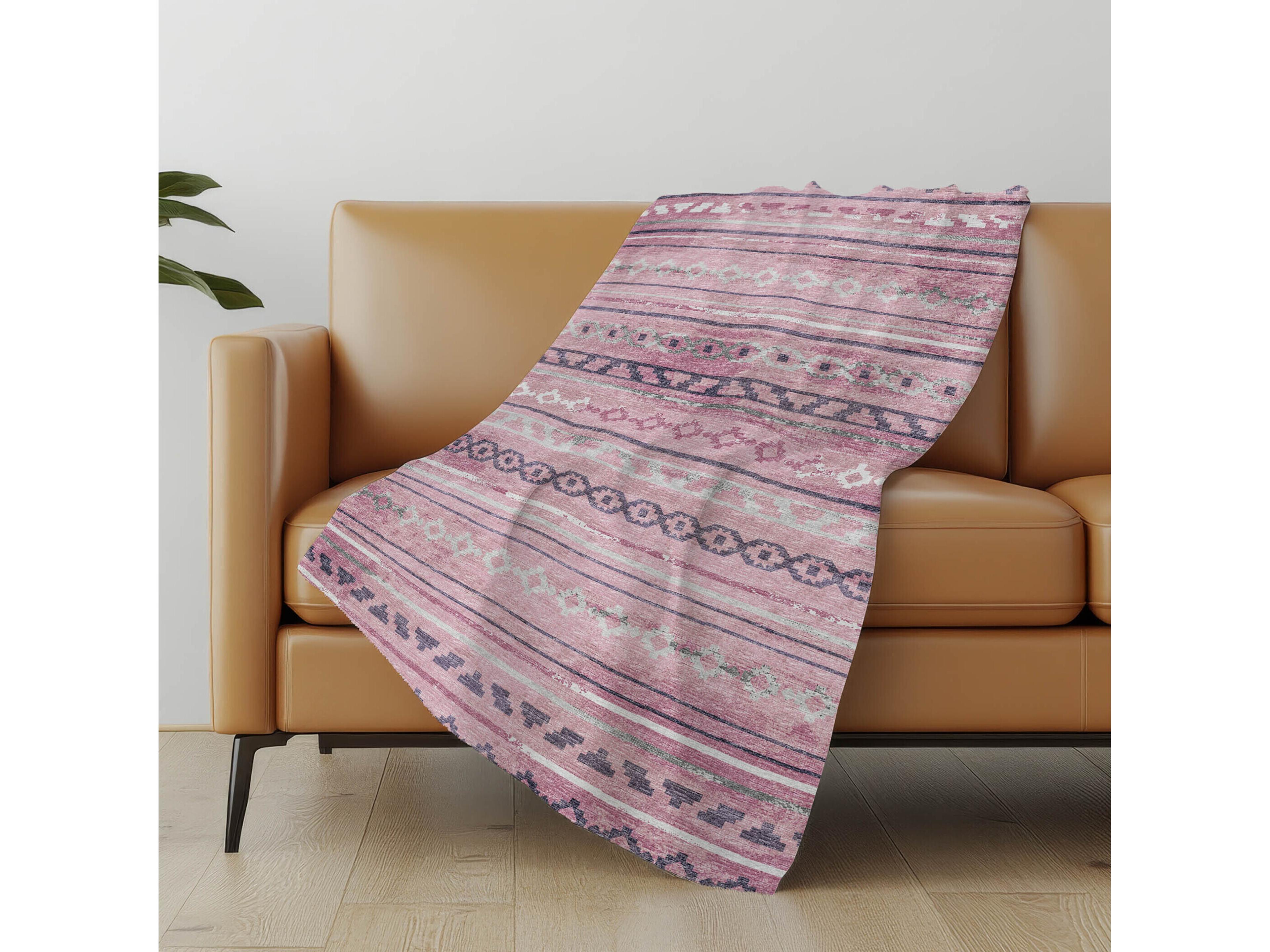 Dalyn Sherpa Pink Polyester Throw