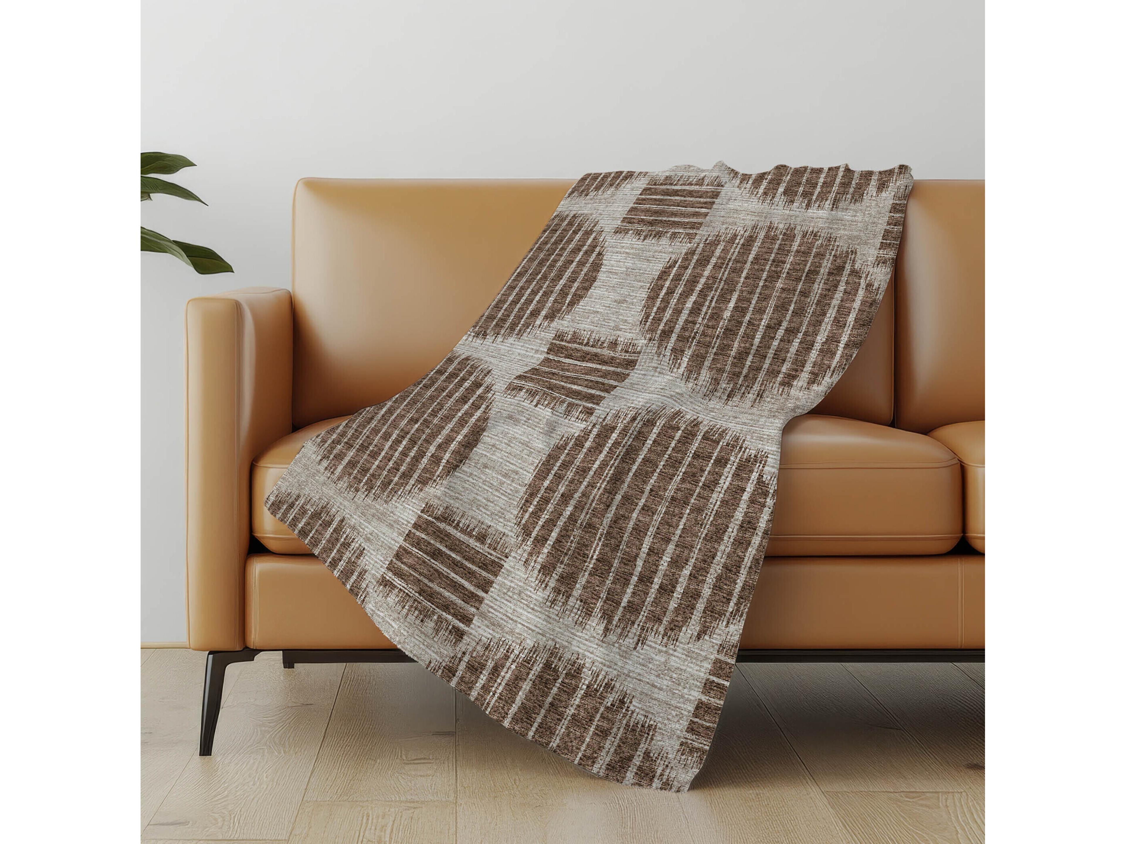 Dalyn Sherpa Brown Polyester Throw