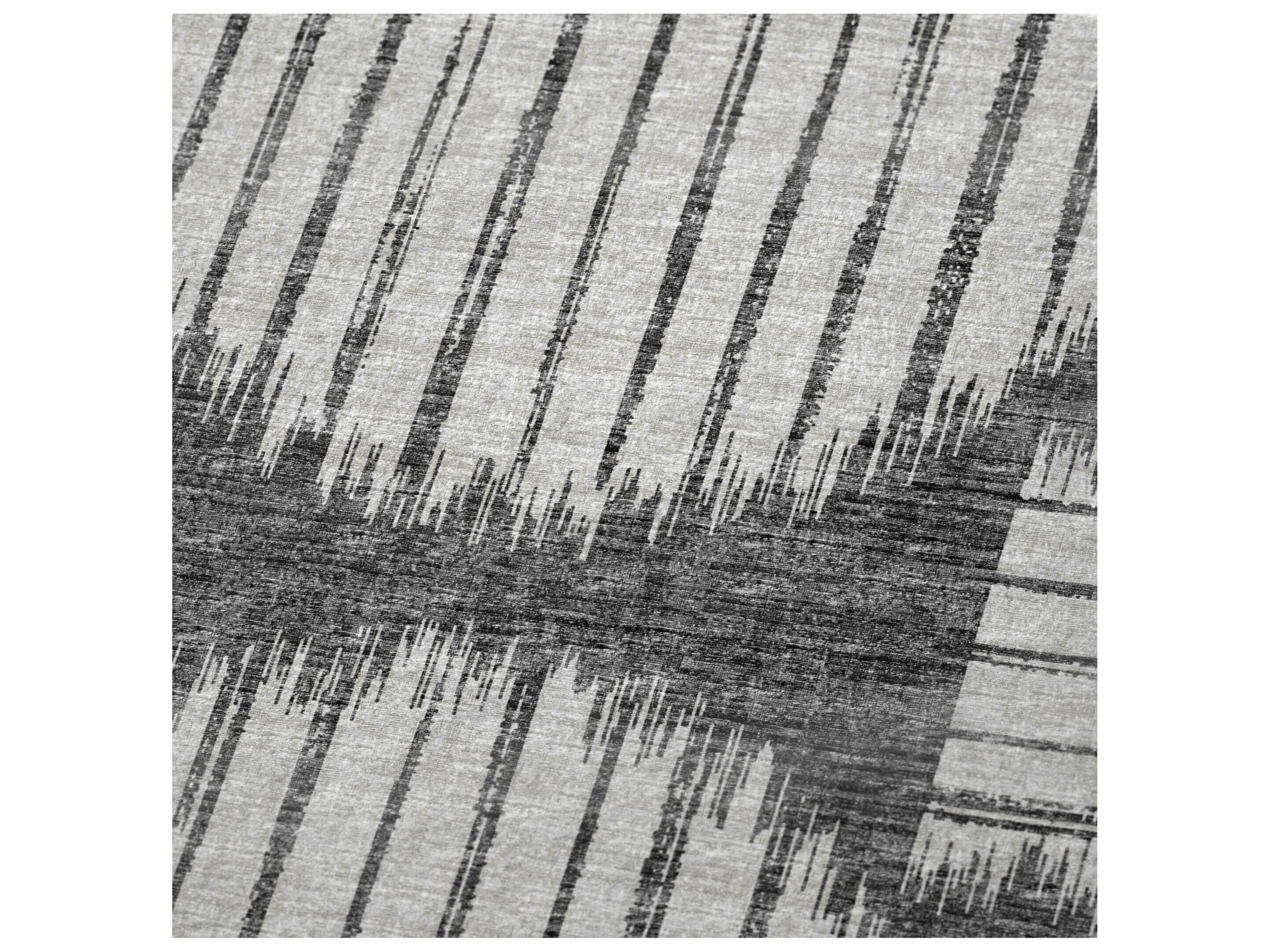 Dalyn Sherpa Gray Polyester Throw