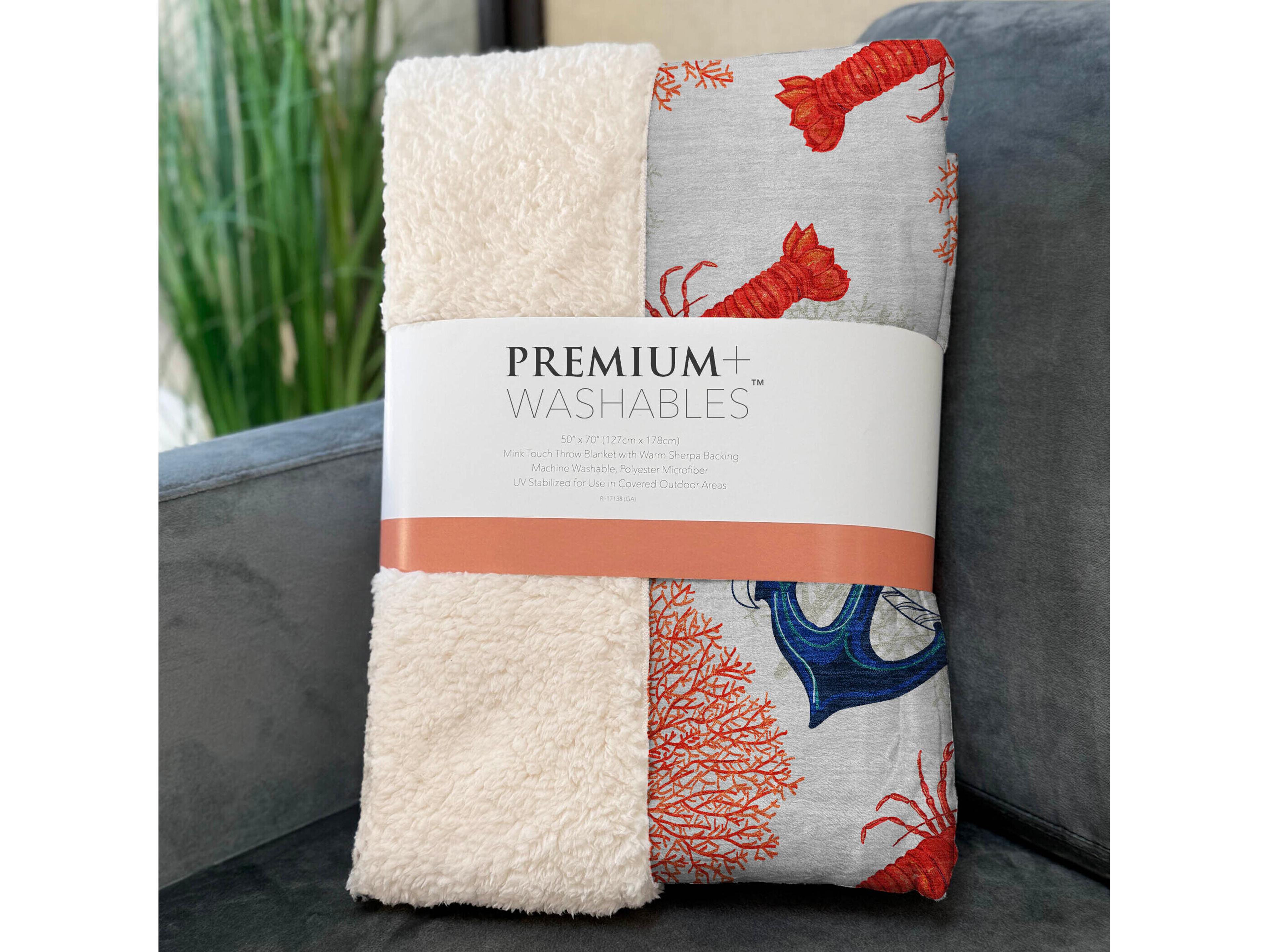 Dalyn Sherpa Ivory Polyester Throw