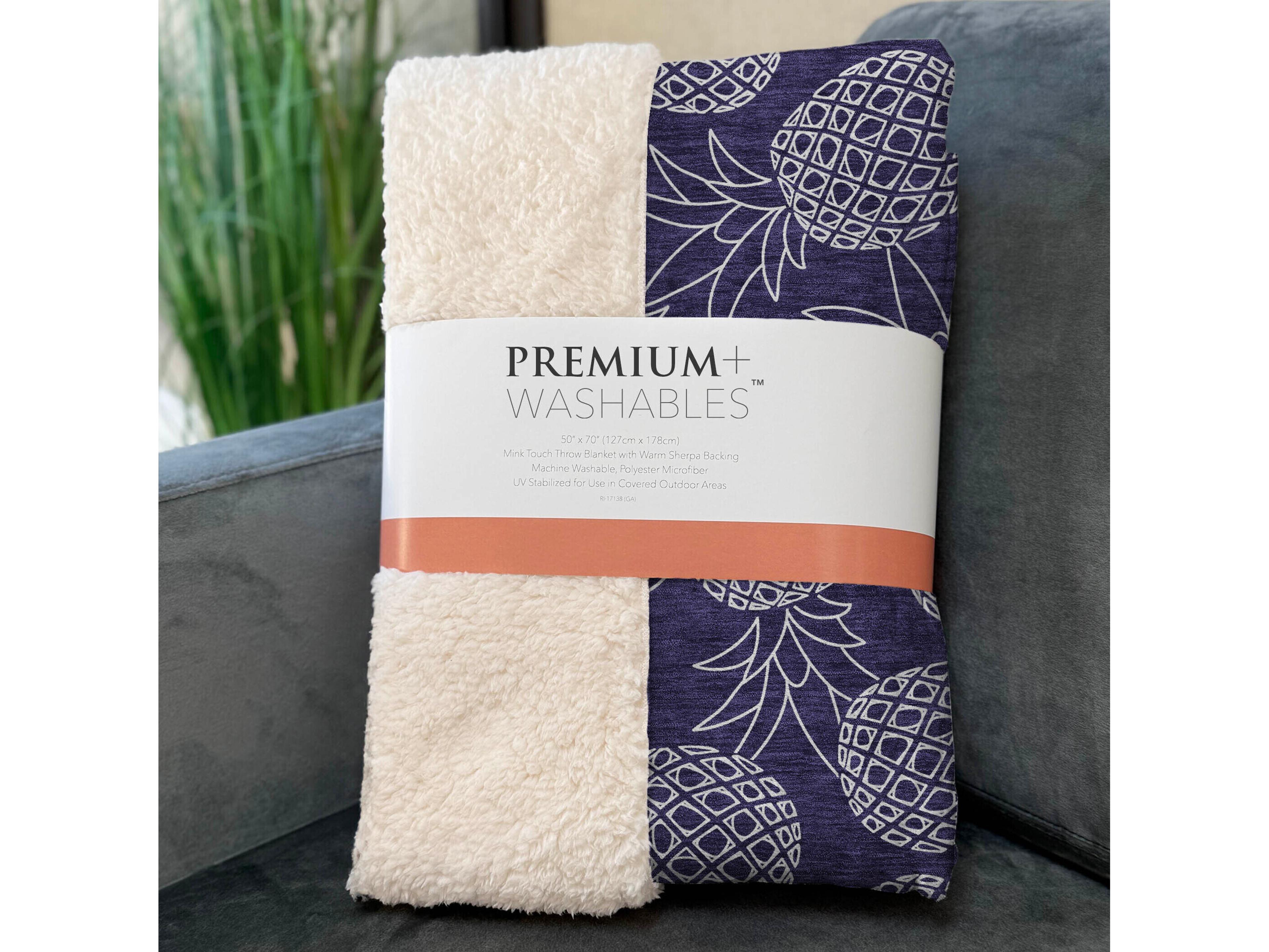 Dalyn Sherpa Blue Polyester Throw