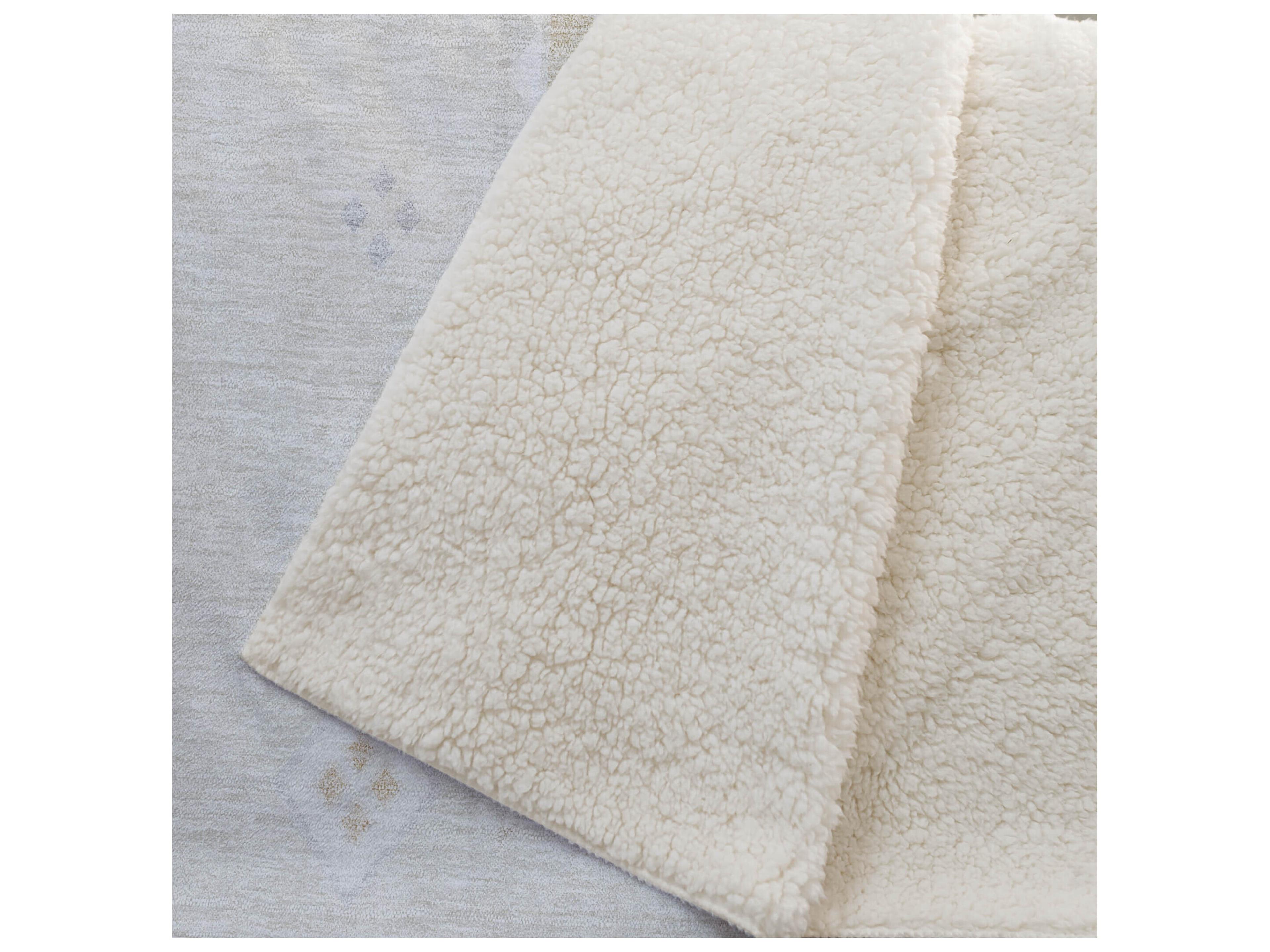 Dalyn Sherpa Ivory Polyester Throw
