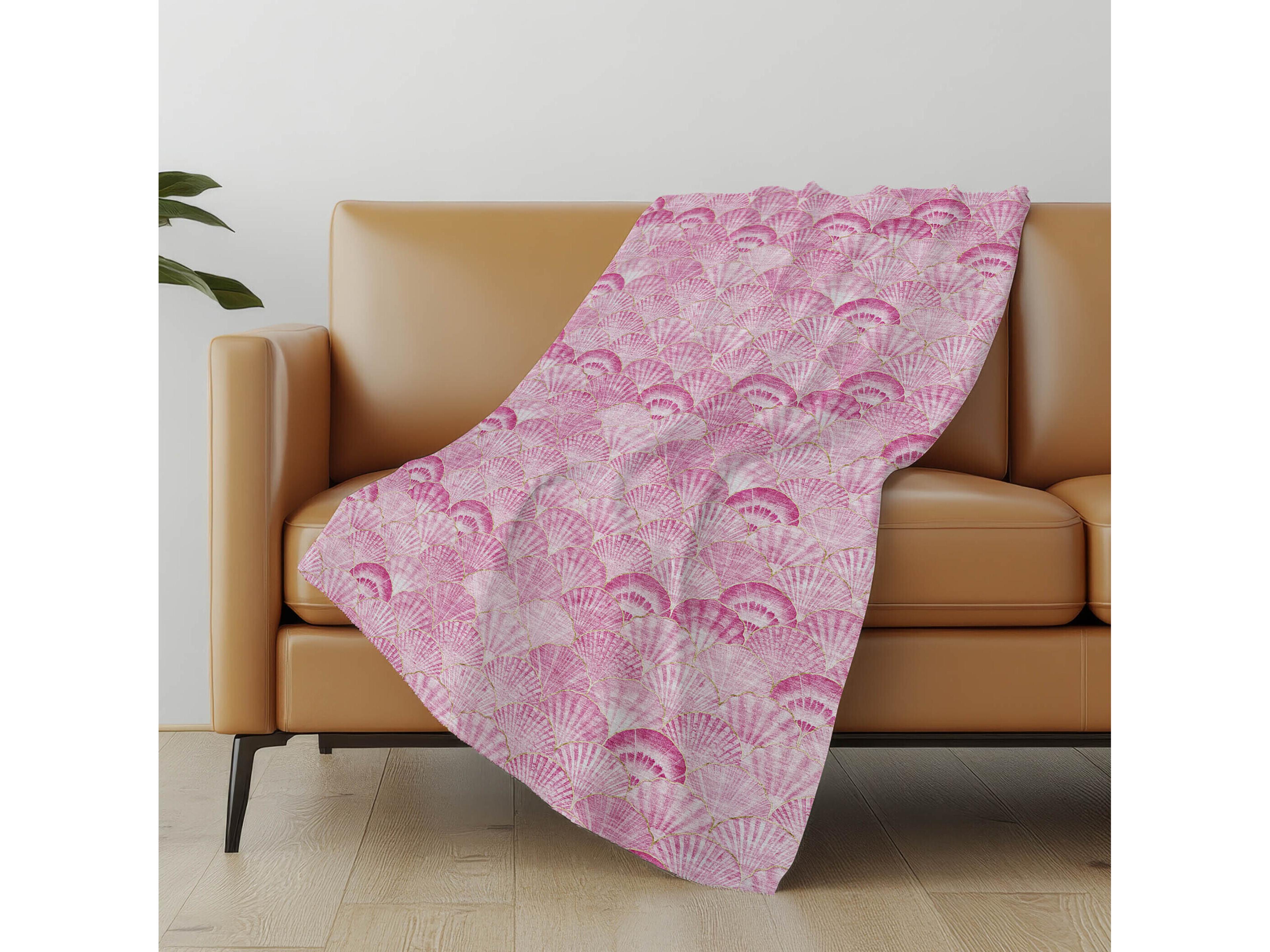 Dalyn Sherpa Pink Polyester Throw