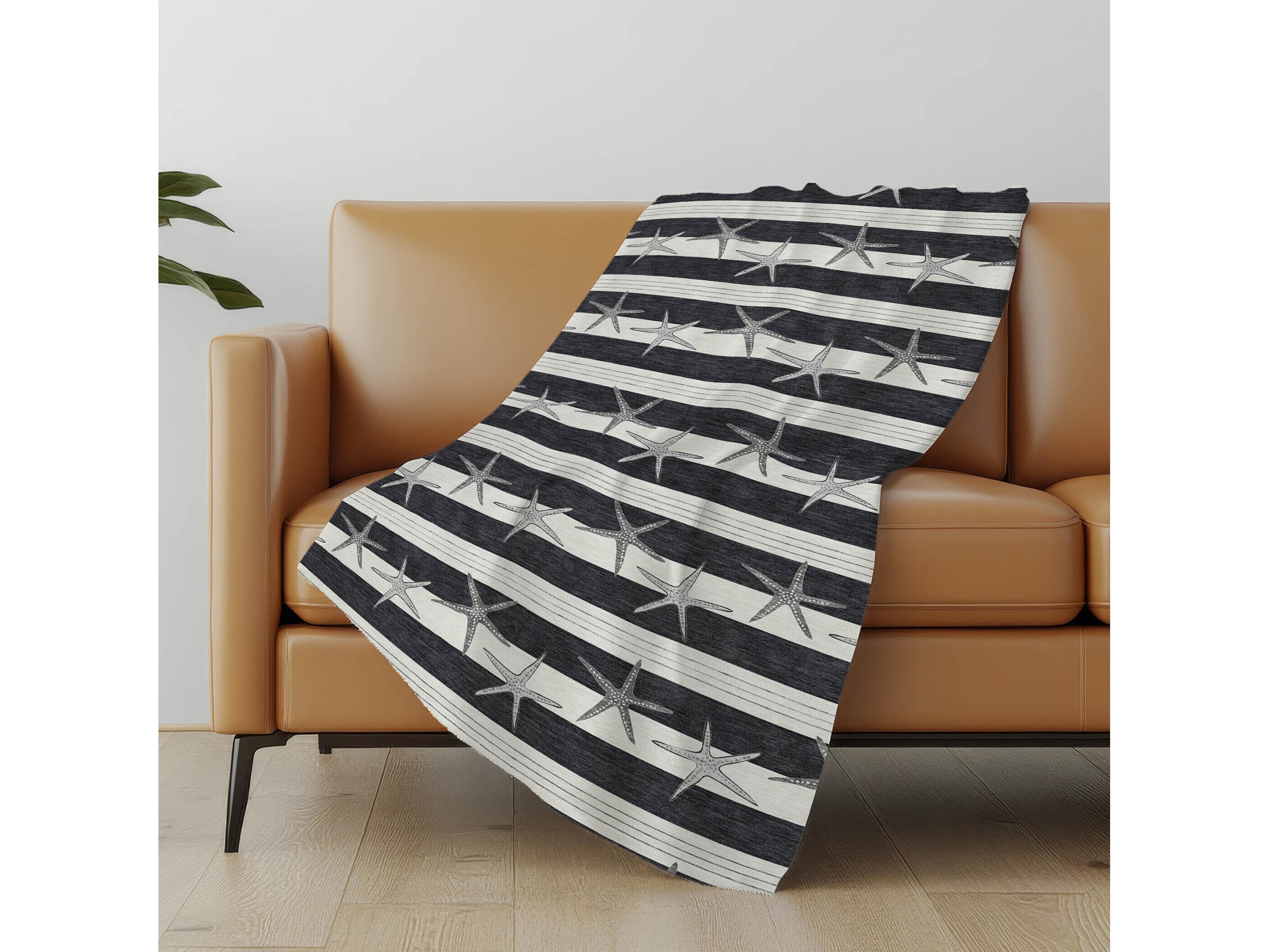 Dalyn Sherpa Black Polyester Throw