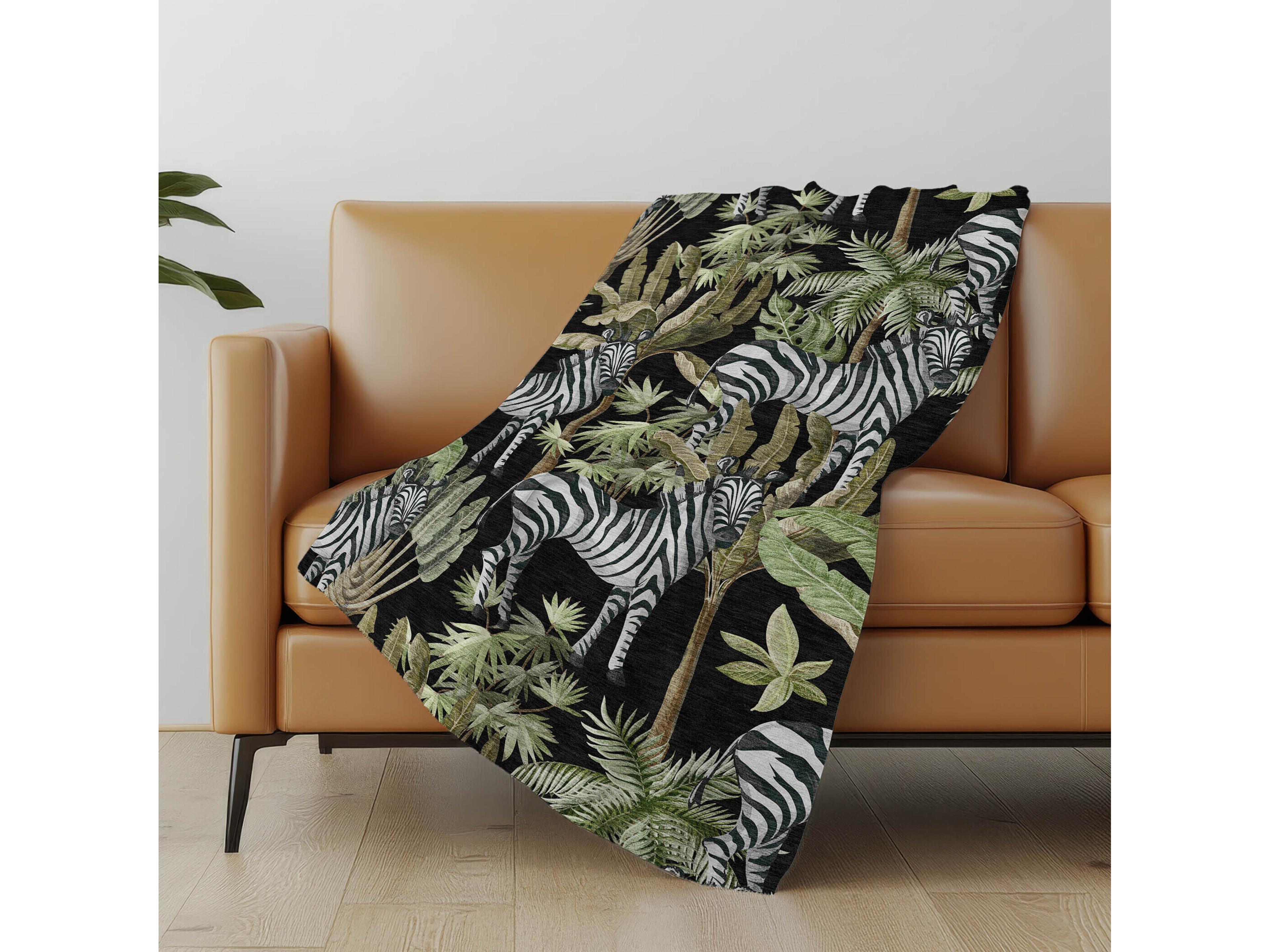 Dalyn Sherpa Black Polyester Throw