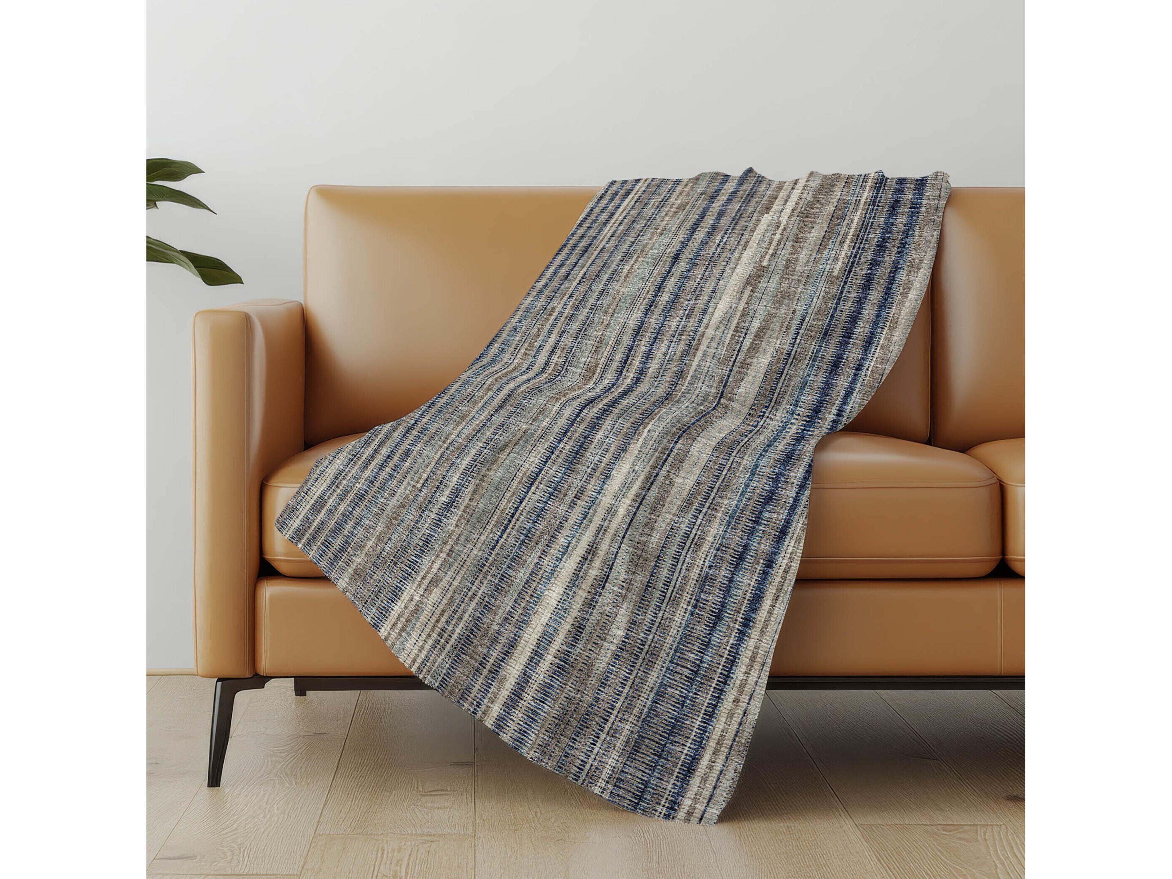 Dalyn Sherpa Mocha Polyester Throw