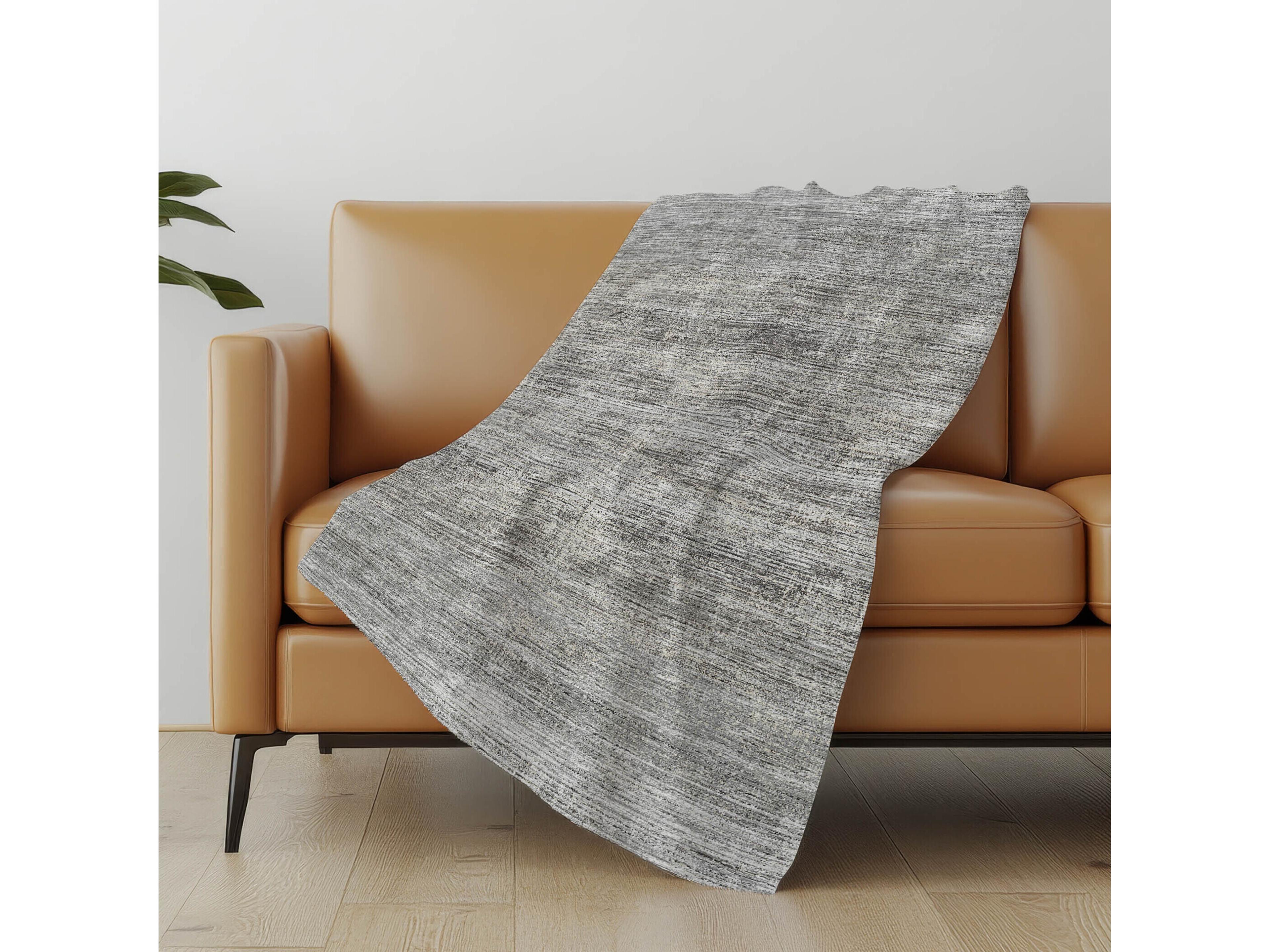Dalyn Sherpa Gray Polyester Throw
