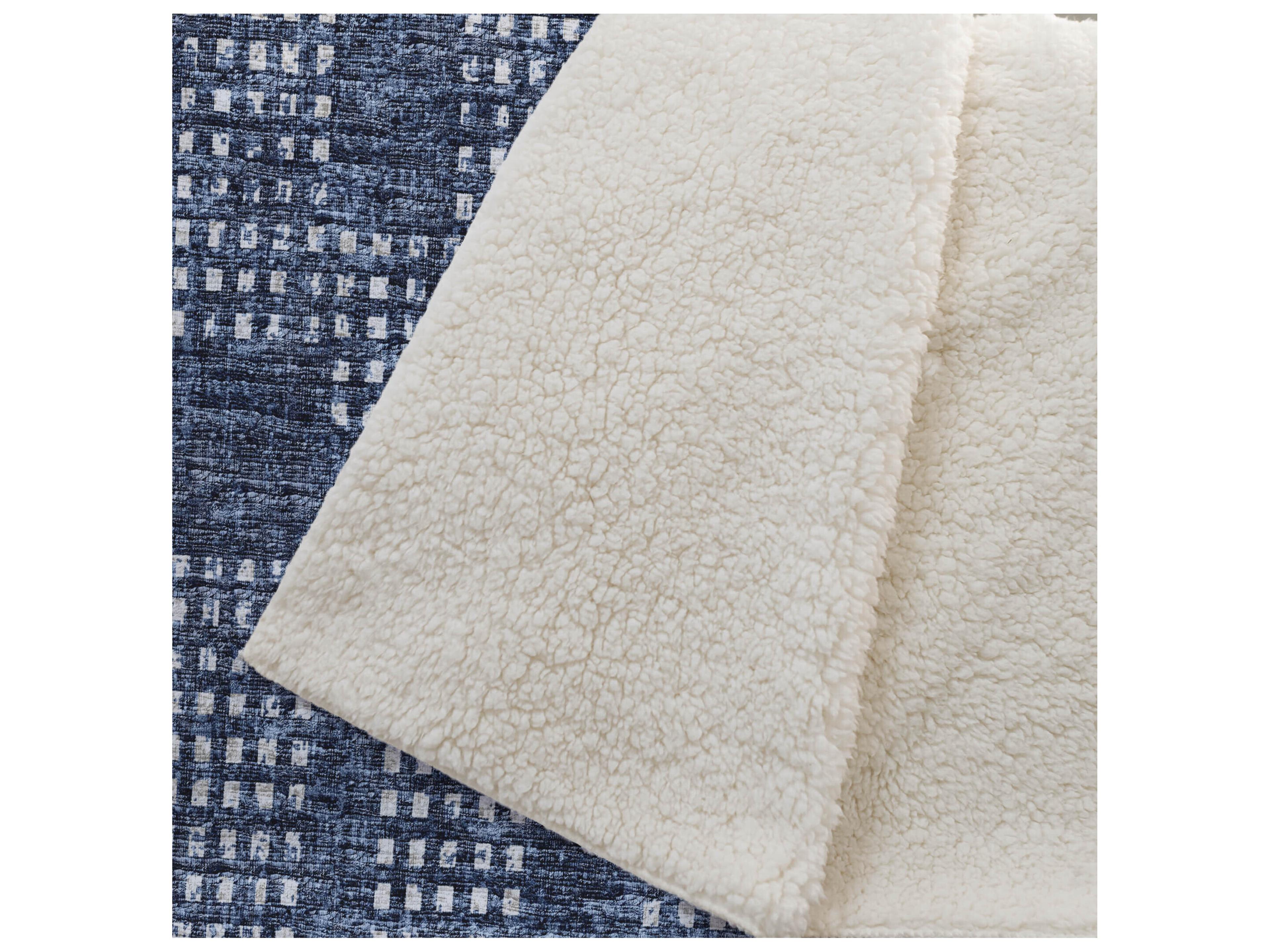 Dalyn Sherpa Navy Polyester Throw