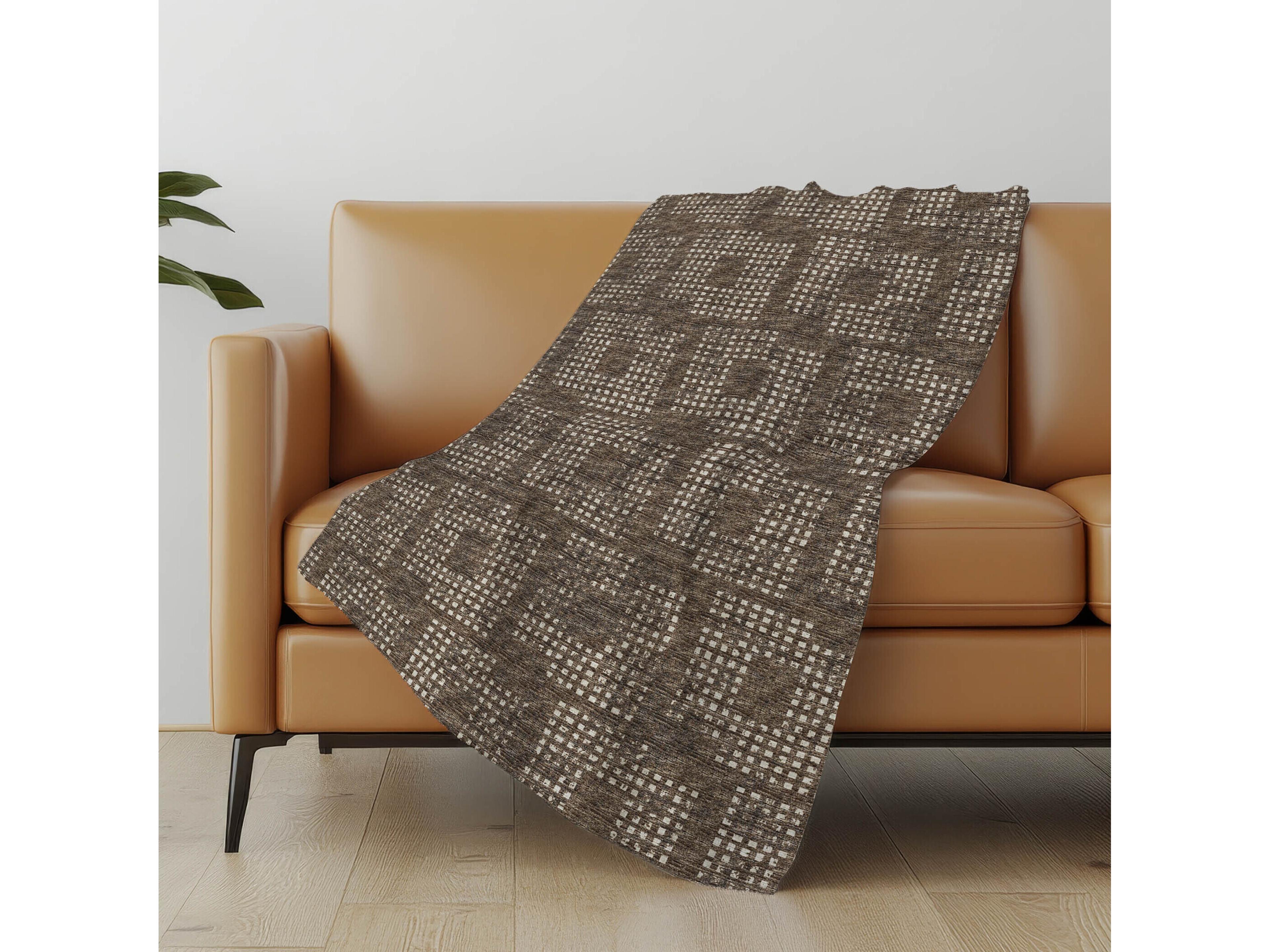 Dalyn Sherpa Chocolate Polyester Throw