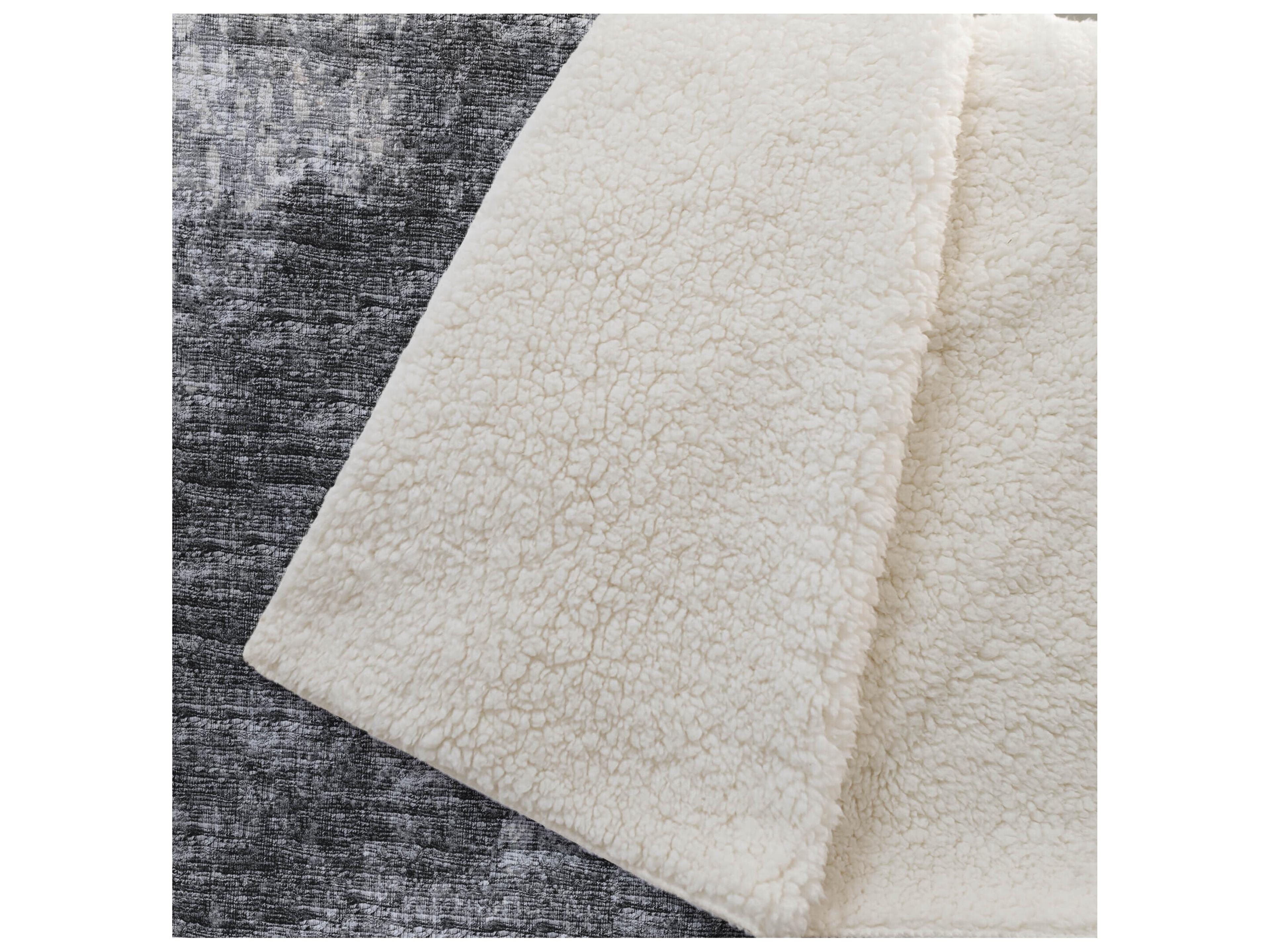 Dalyn Sherpa Black Polyester Throw