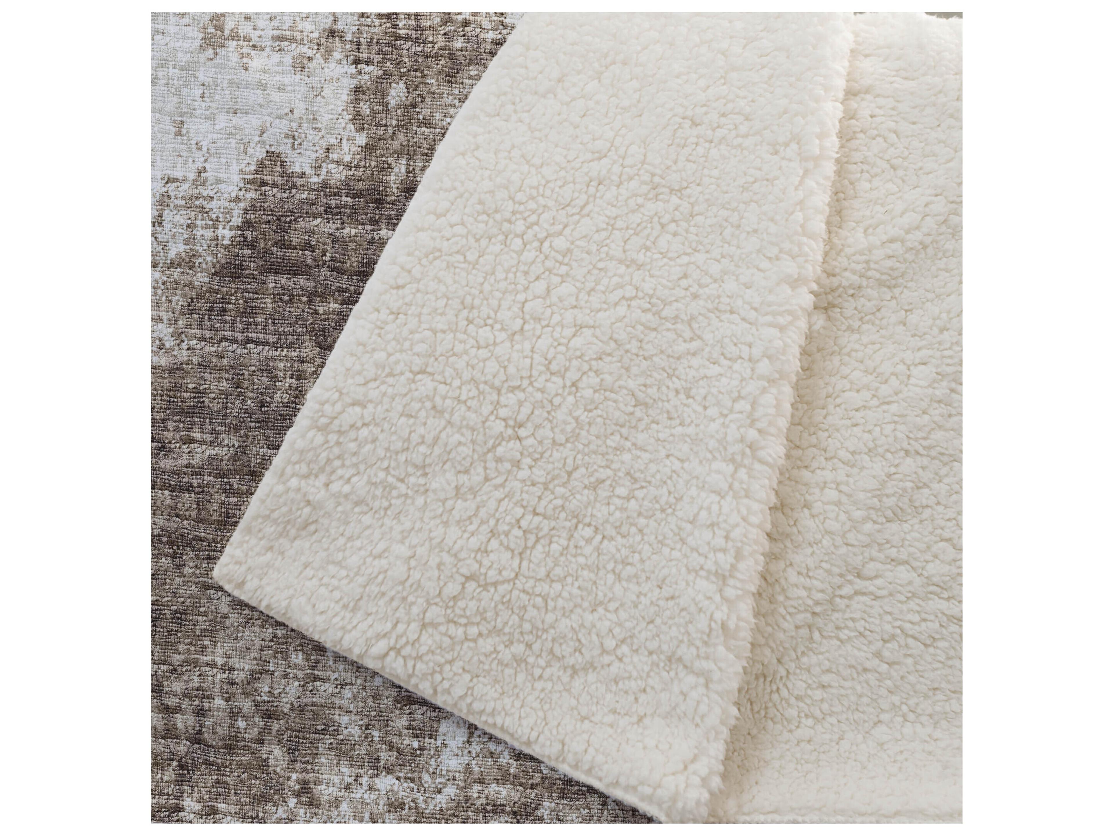 Dalyn Sherpa Chocolate  Polyester Throw