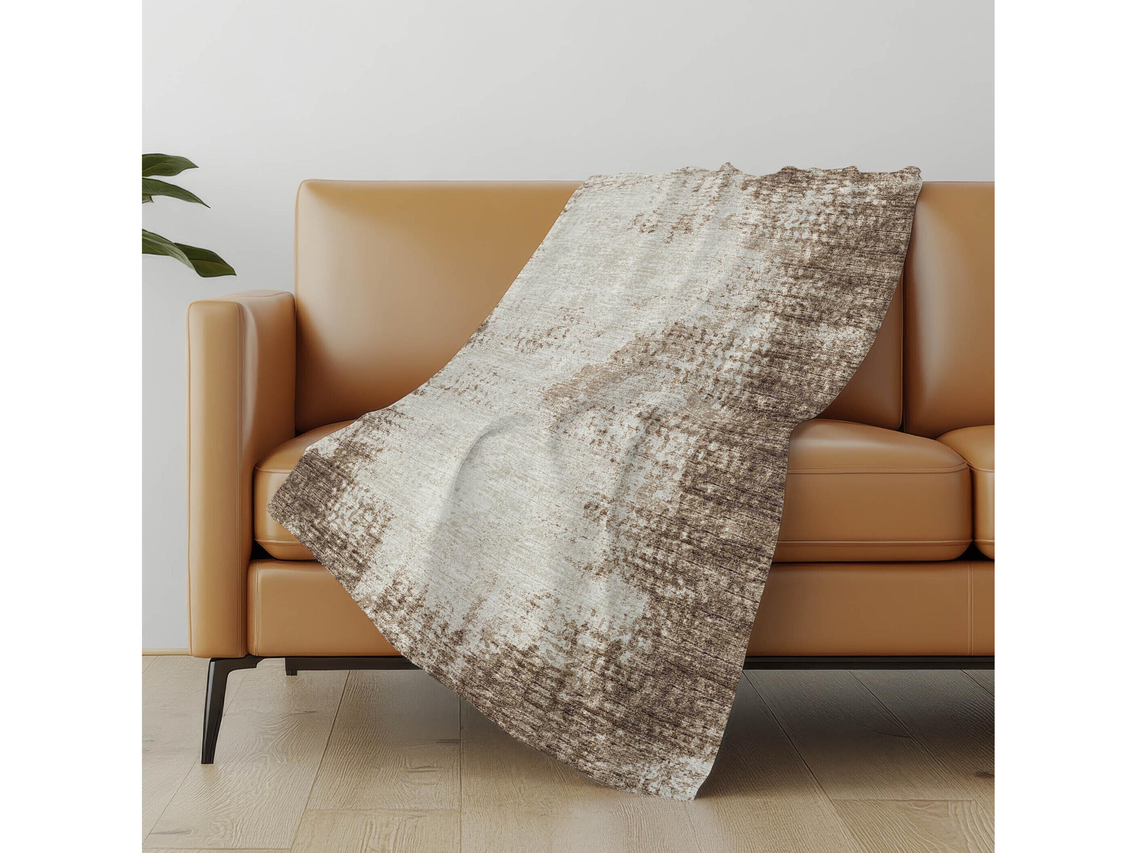 Dalyn Sherpa Chocolate  Polyester Throw