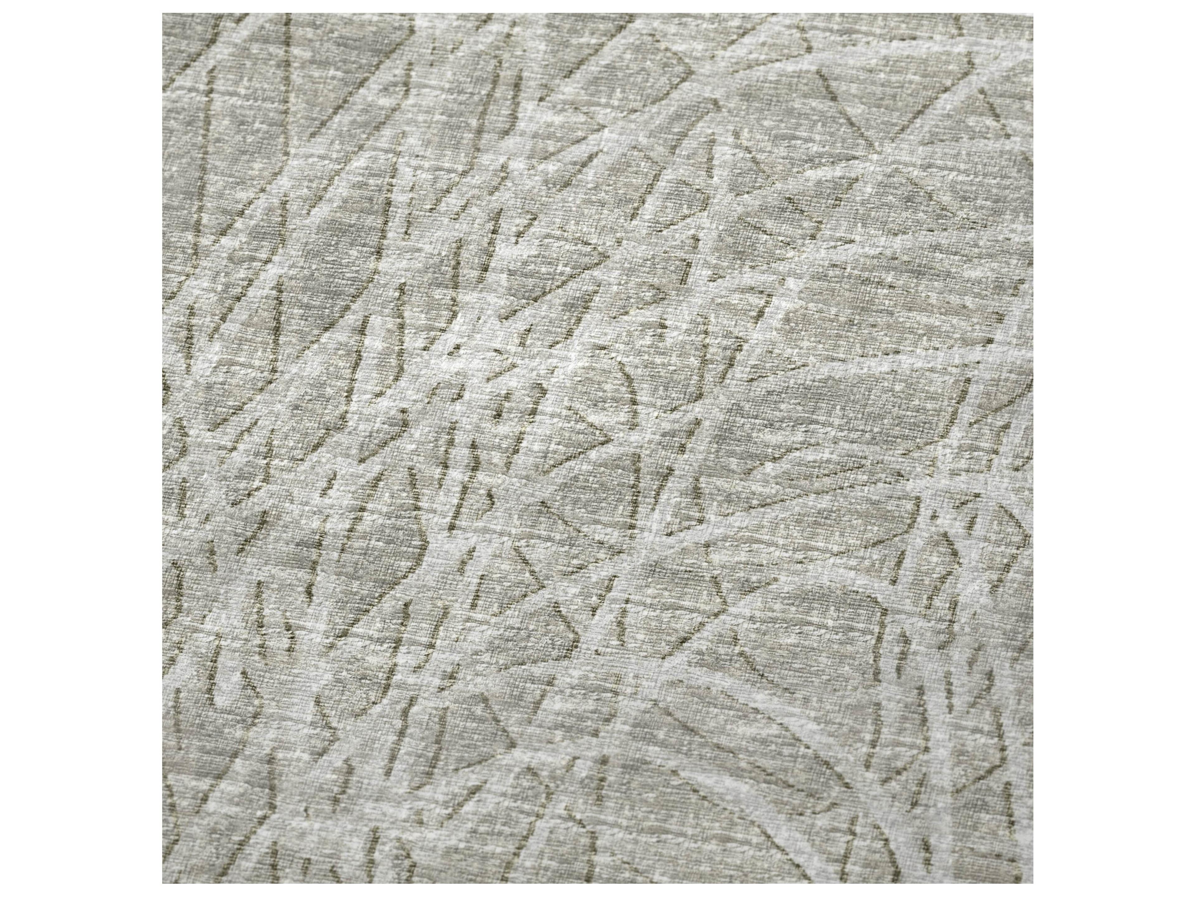Dalyn Sherpa Taupe Polyester Throw
